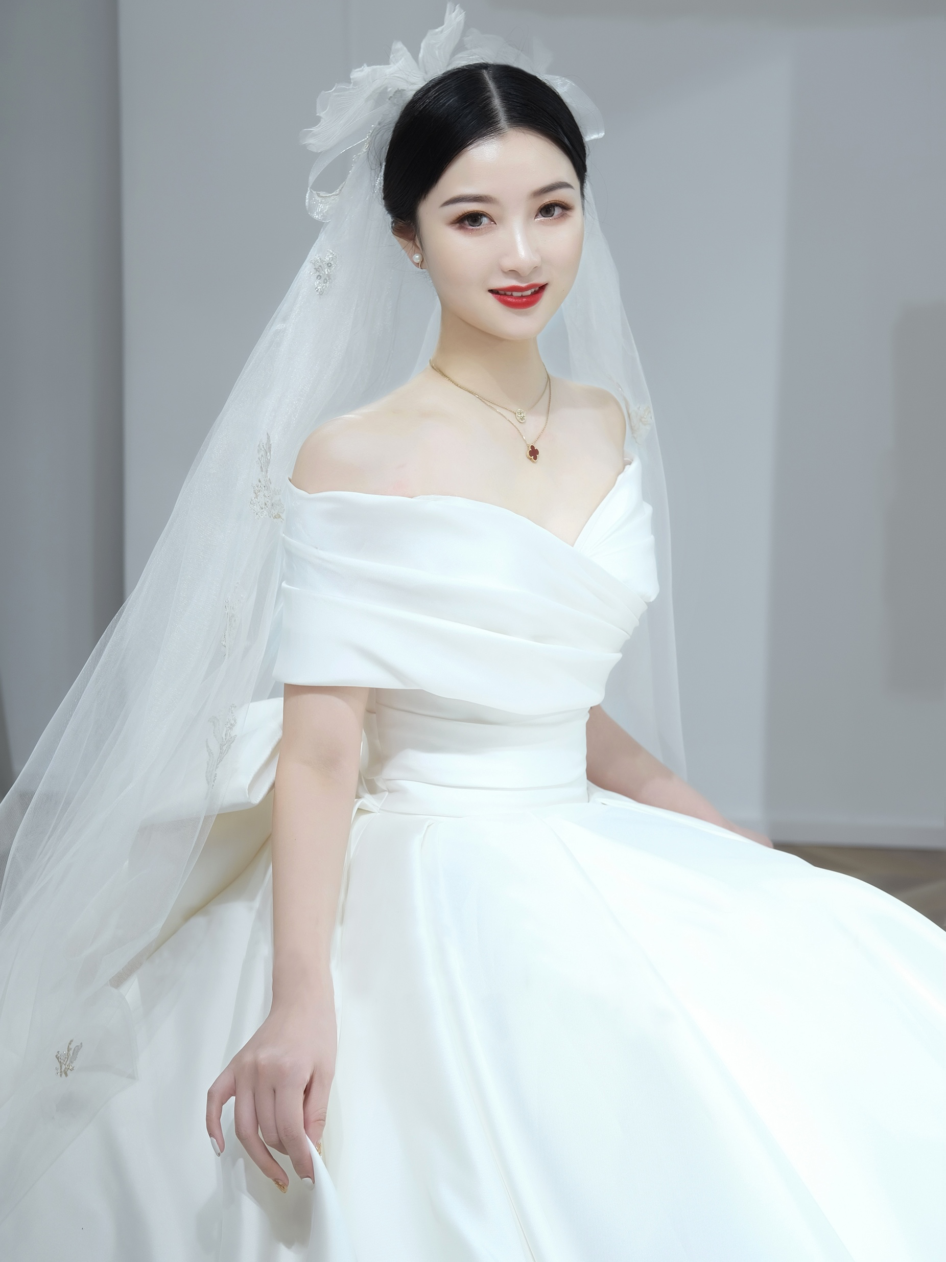 【拉杜丽超值精选】婚纱礼服系列