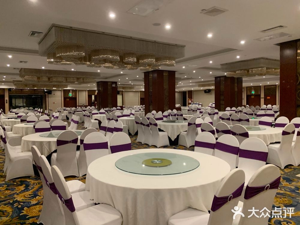 毛南民族大酒店