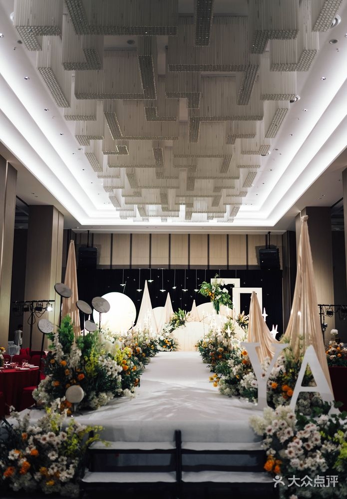 万绿城铂瑞兹酒店