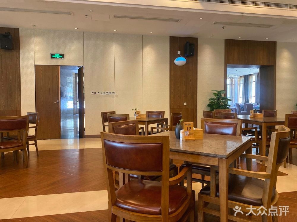九华山聚龙大酒店