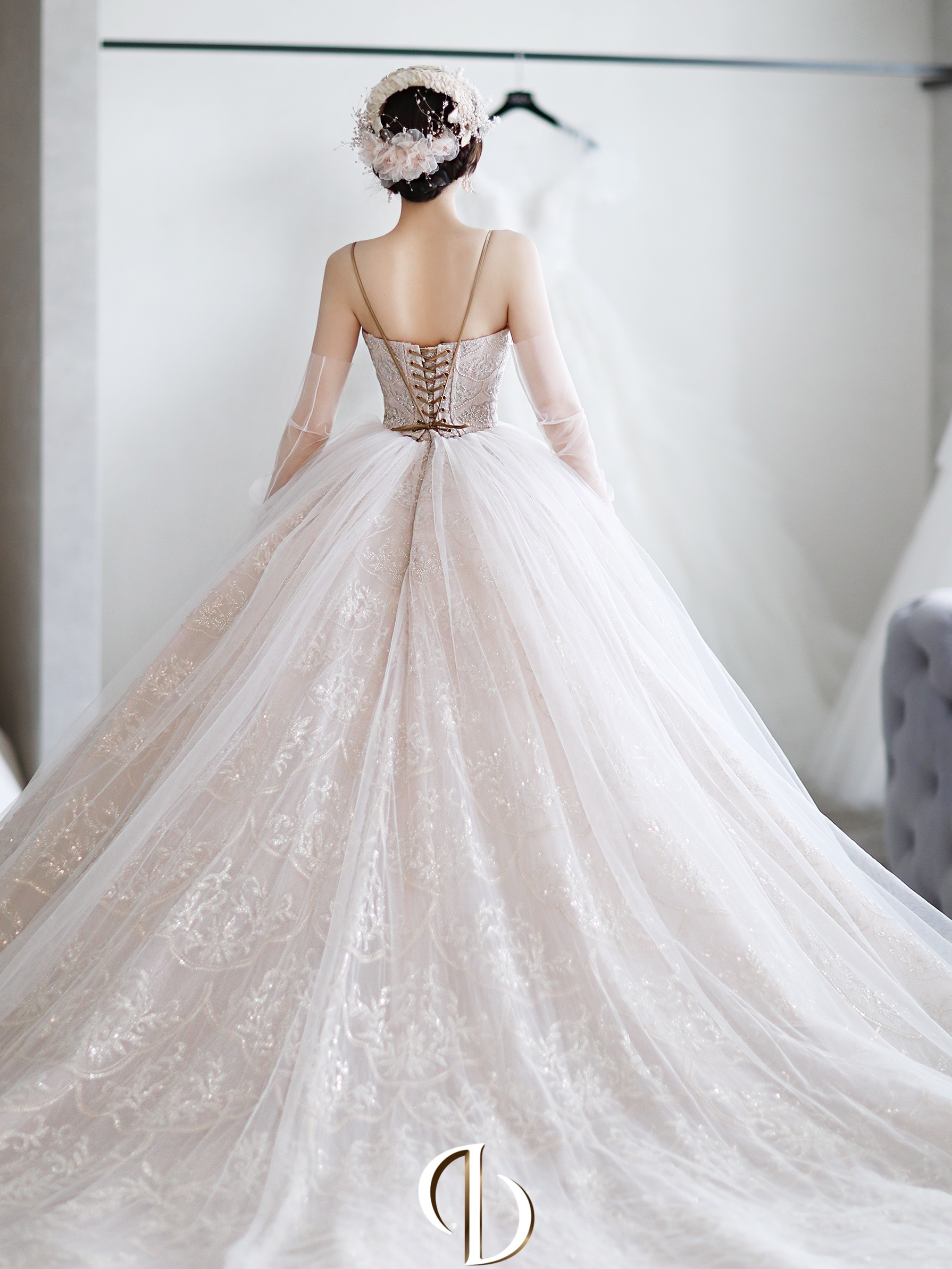 九亿少女的心头爱高定主婚纱