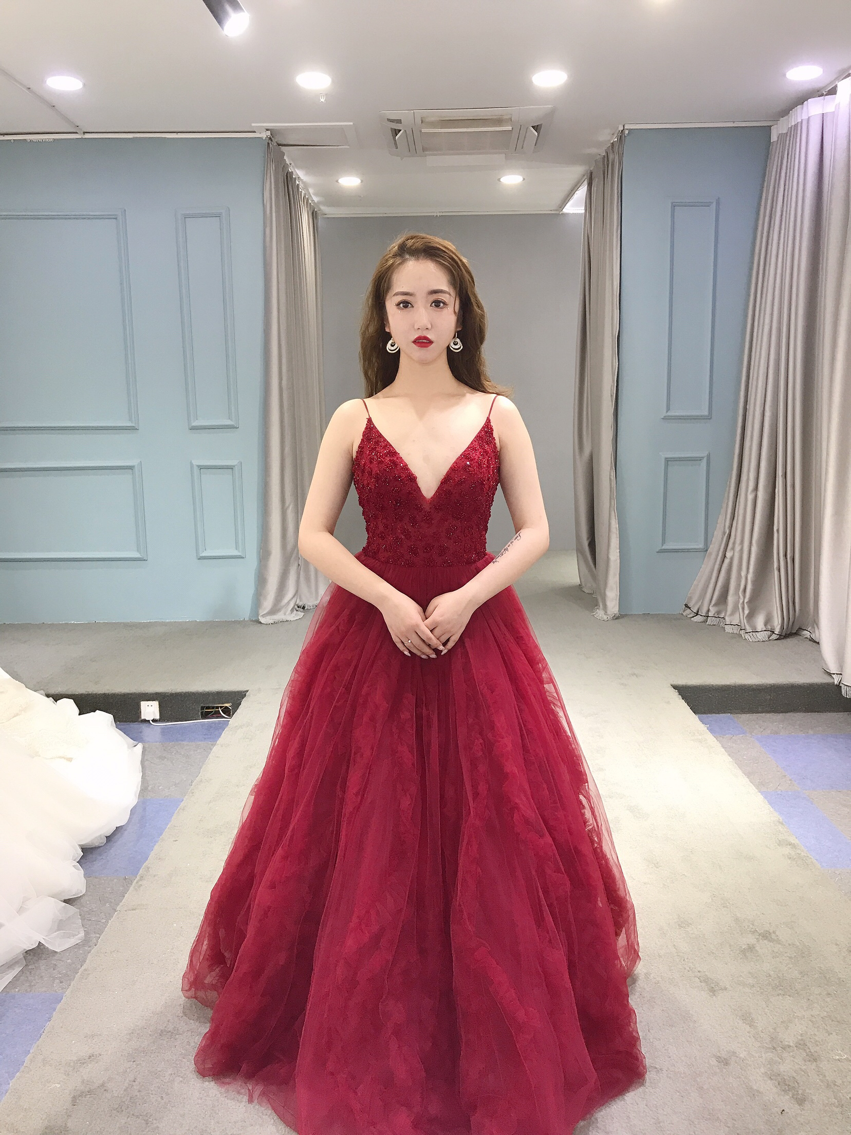 迪拜高定婚紗4套全場不分區(qū) 送婚鞋 波波小姐內(nèi)衣