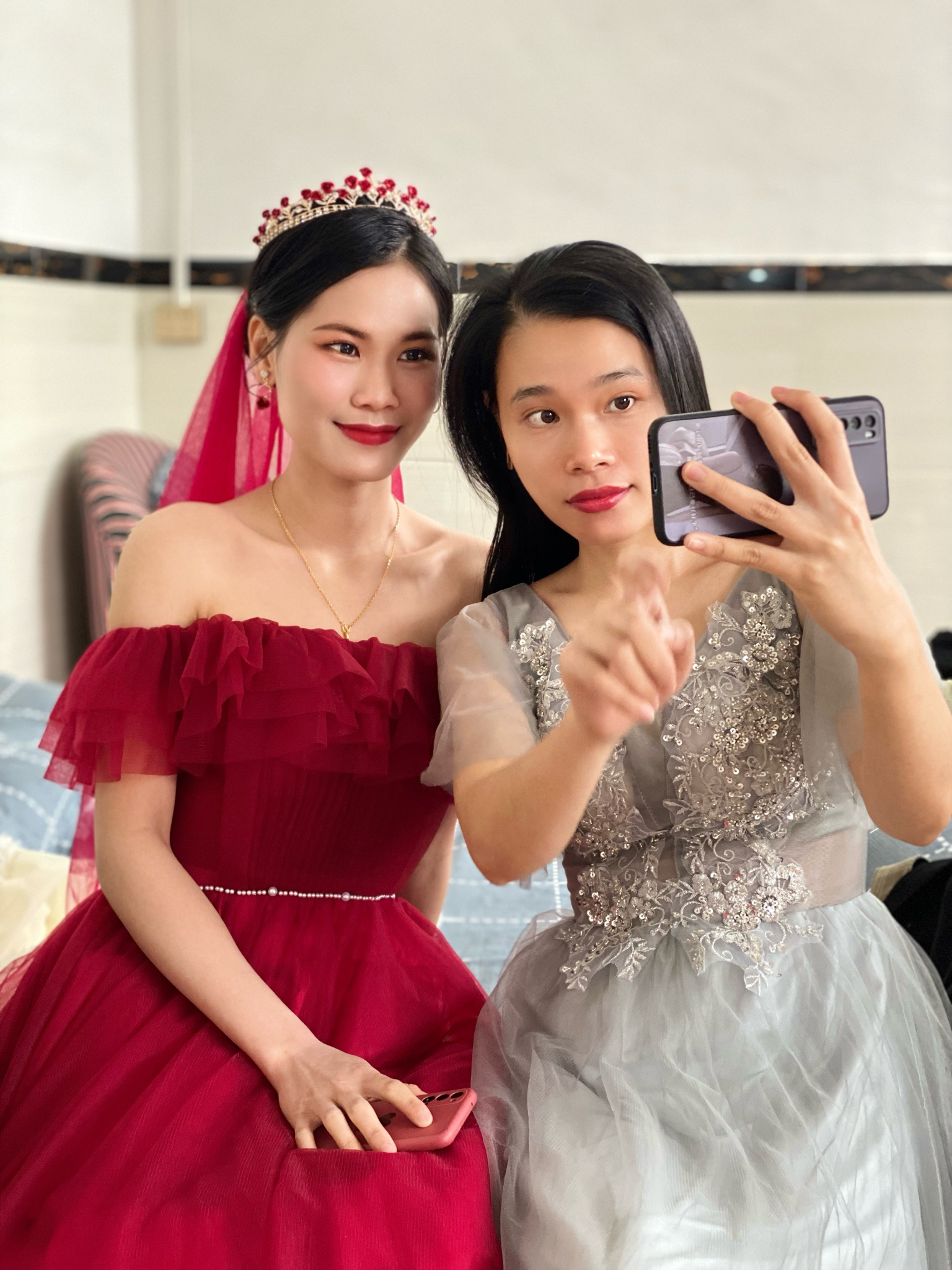 干净自然的新娘妆面造型图