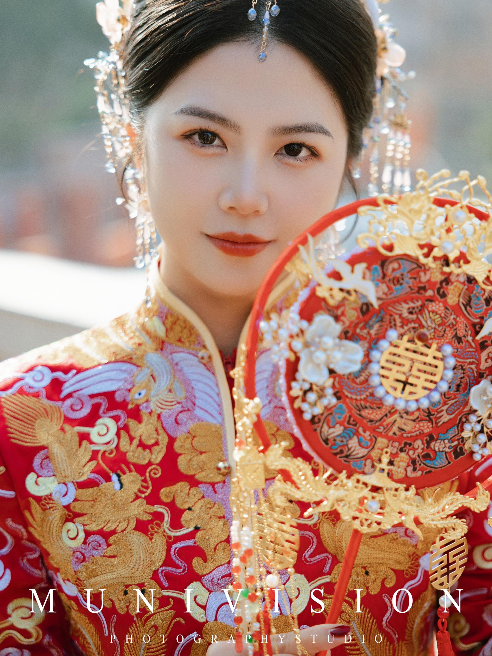 【五一特惠热卖】总监档化妆师单程早妆