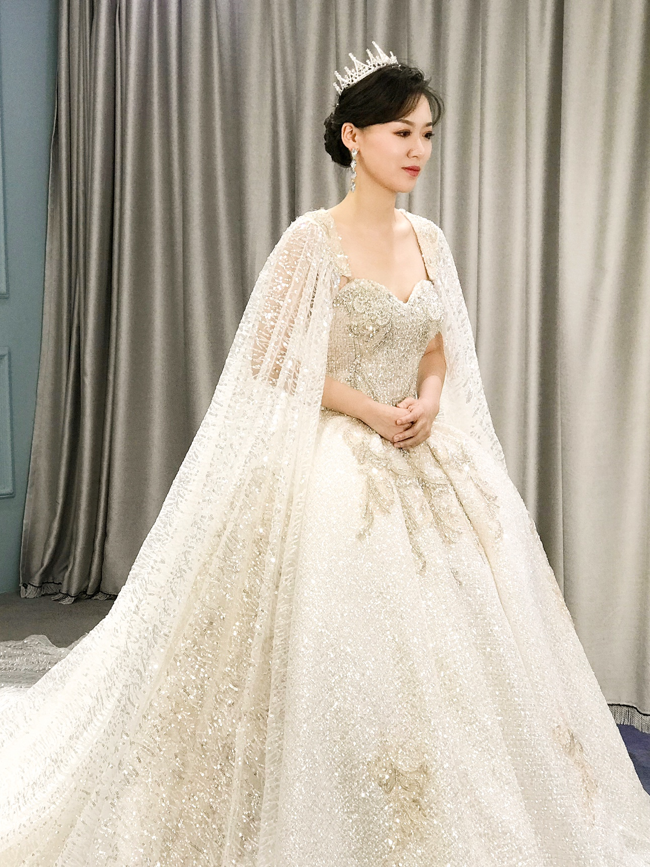 迪拜高定婚紗4套全場不分區(qū) 送婚鞋 波波小姐內(nèi)衣