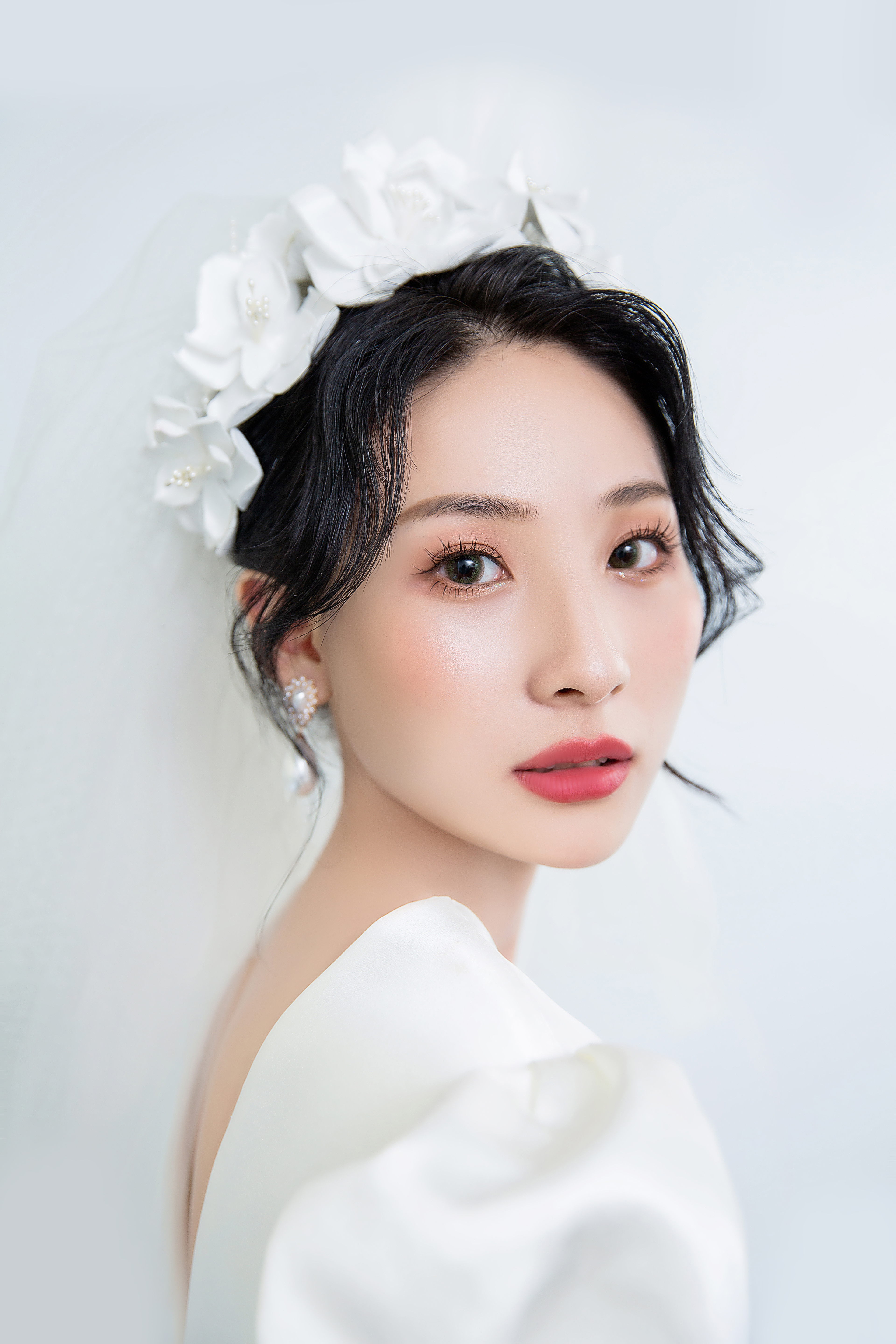 新娘星级睫毛#唯美缎面新娘造型