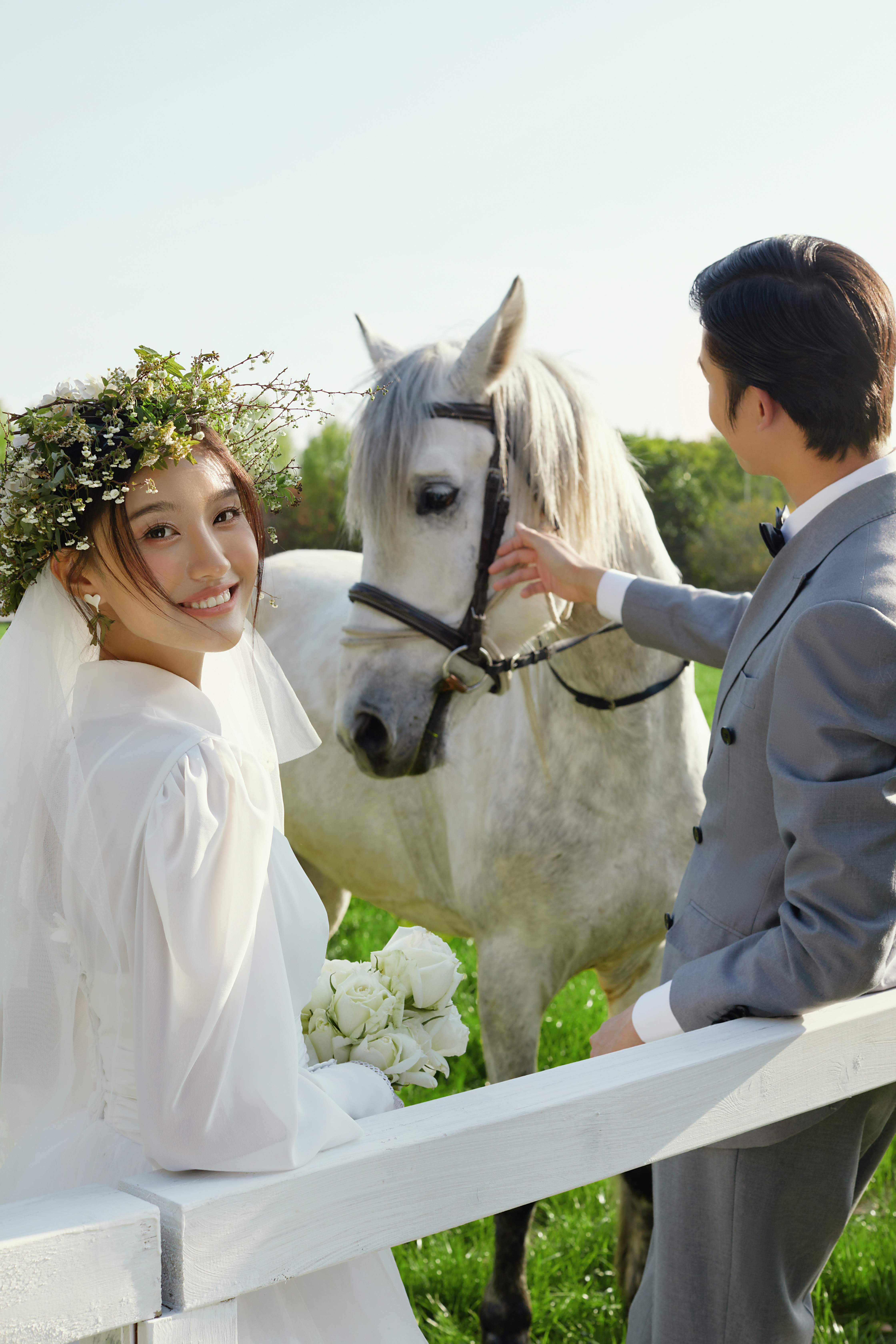 【人气】轻奢婚纱摄影套餐