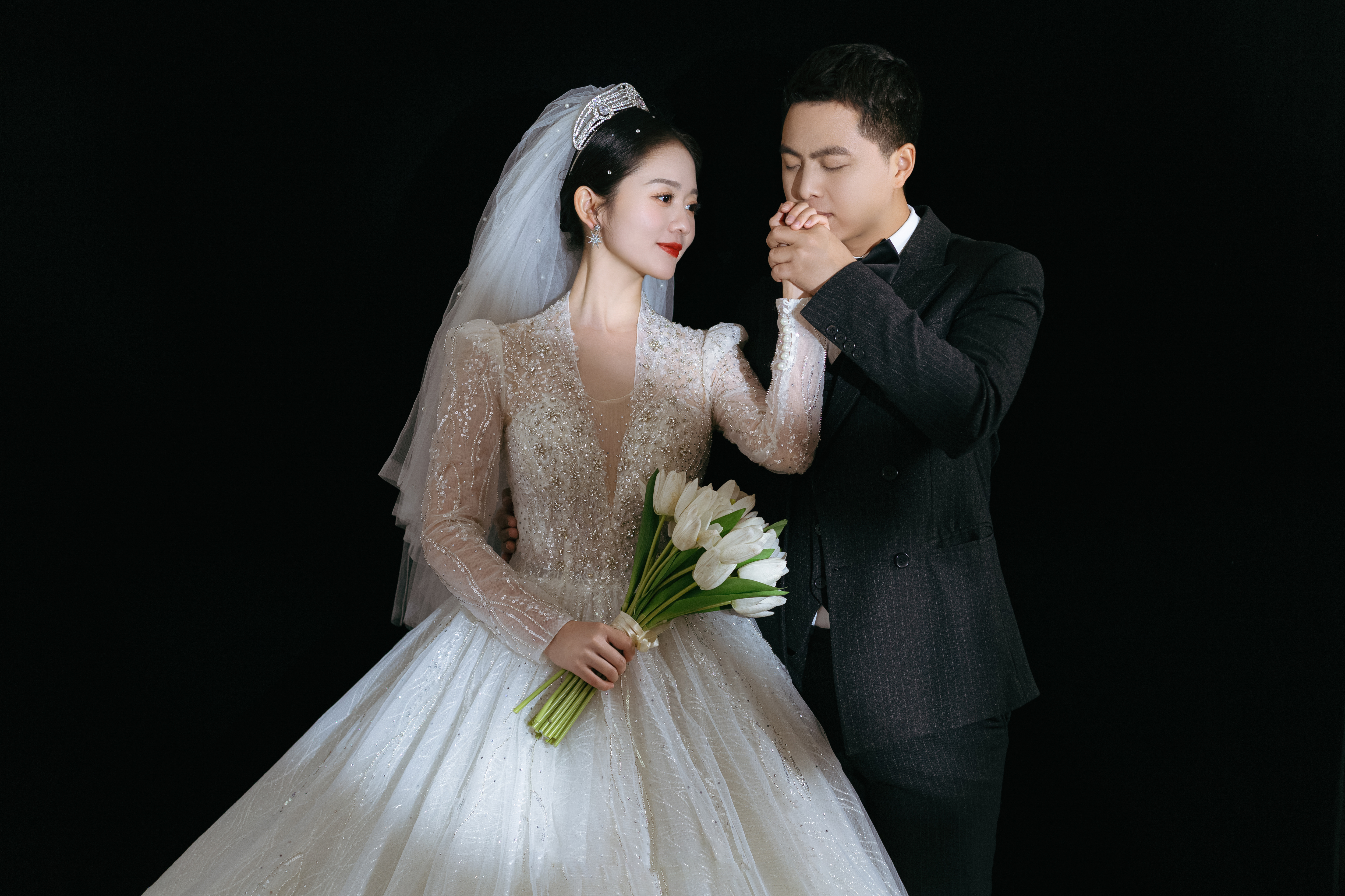 室內極簡婚紗照