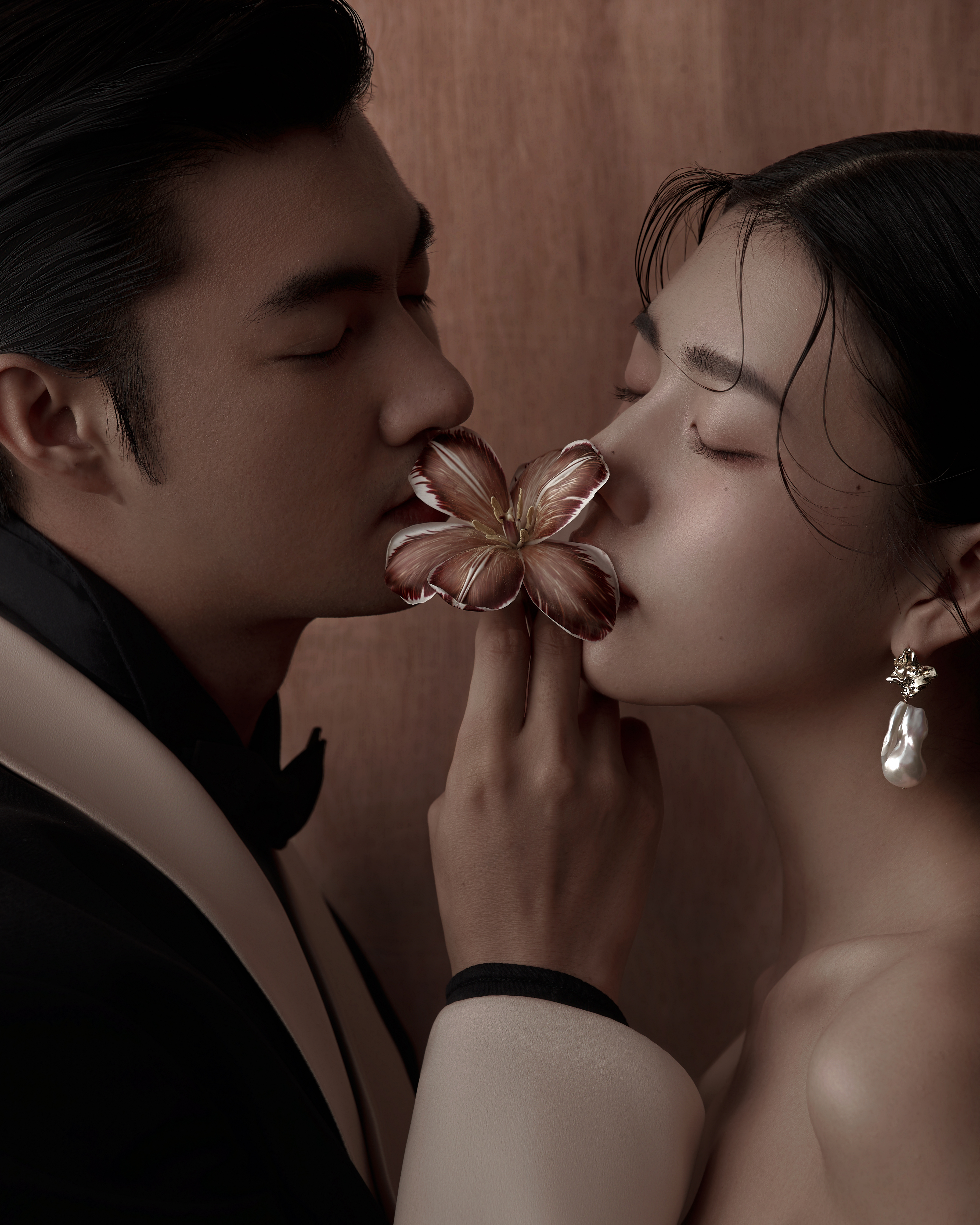 【一價(jià)全包】婚紗照+跟妝+婚紗禮服