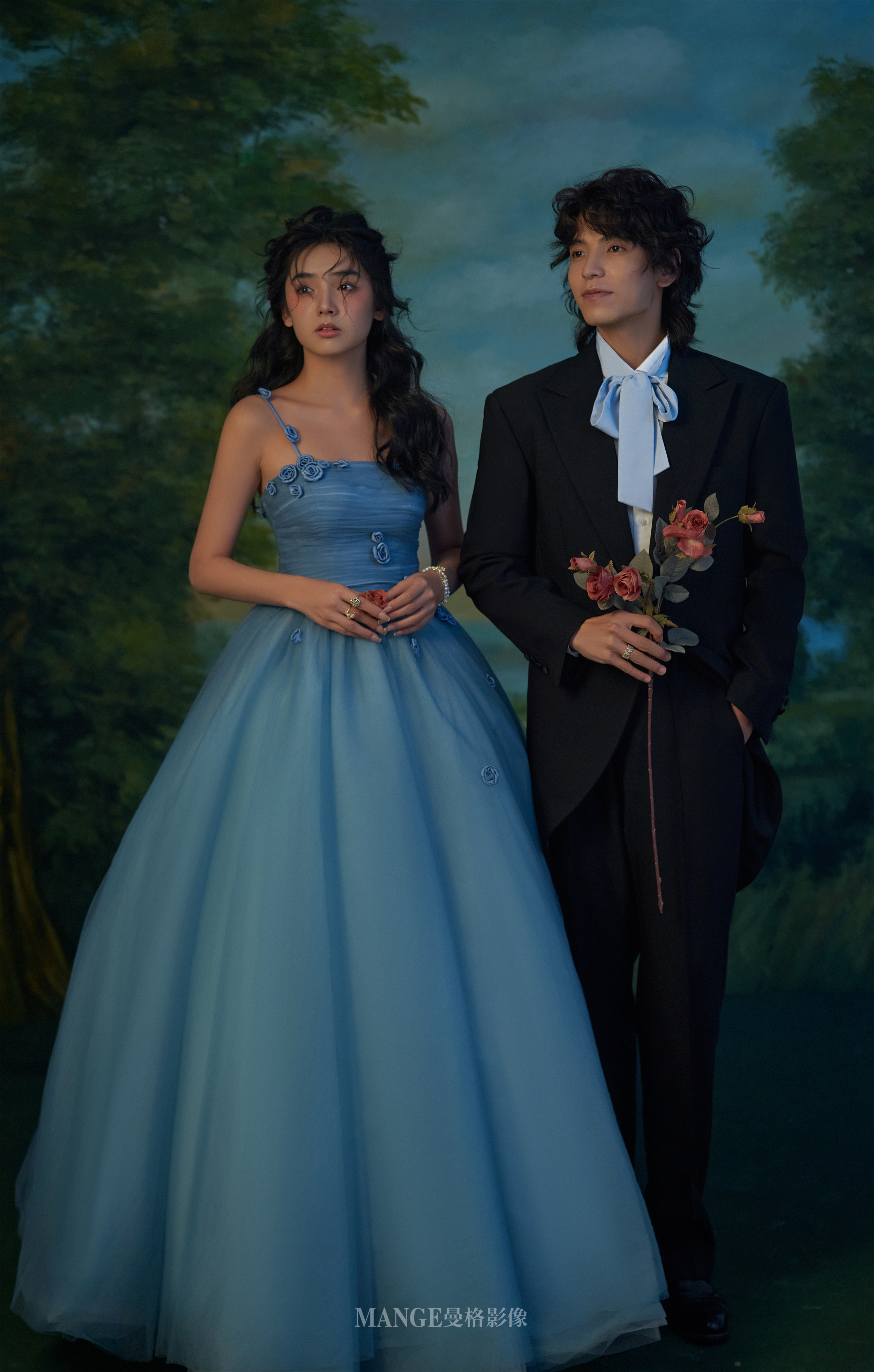 【婚礼定制】网络特惠 +送结婚跟拍+送结婚跟妆