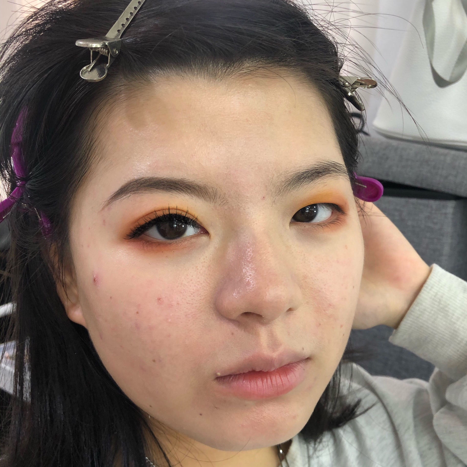 婚礼当天妆容化得不像自己是种什么体验