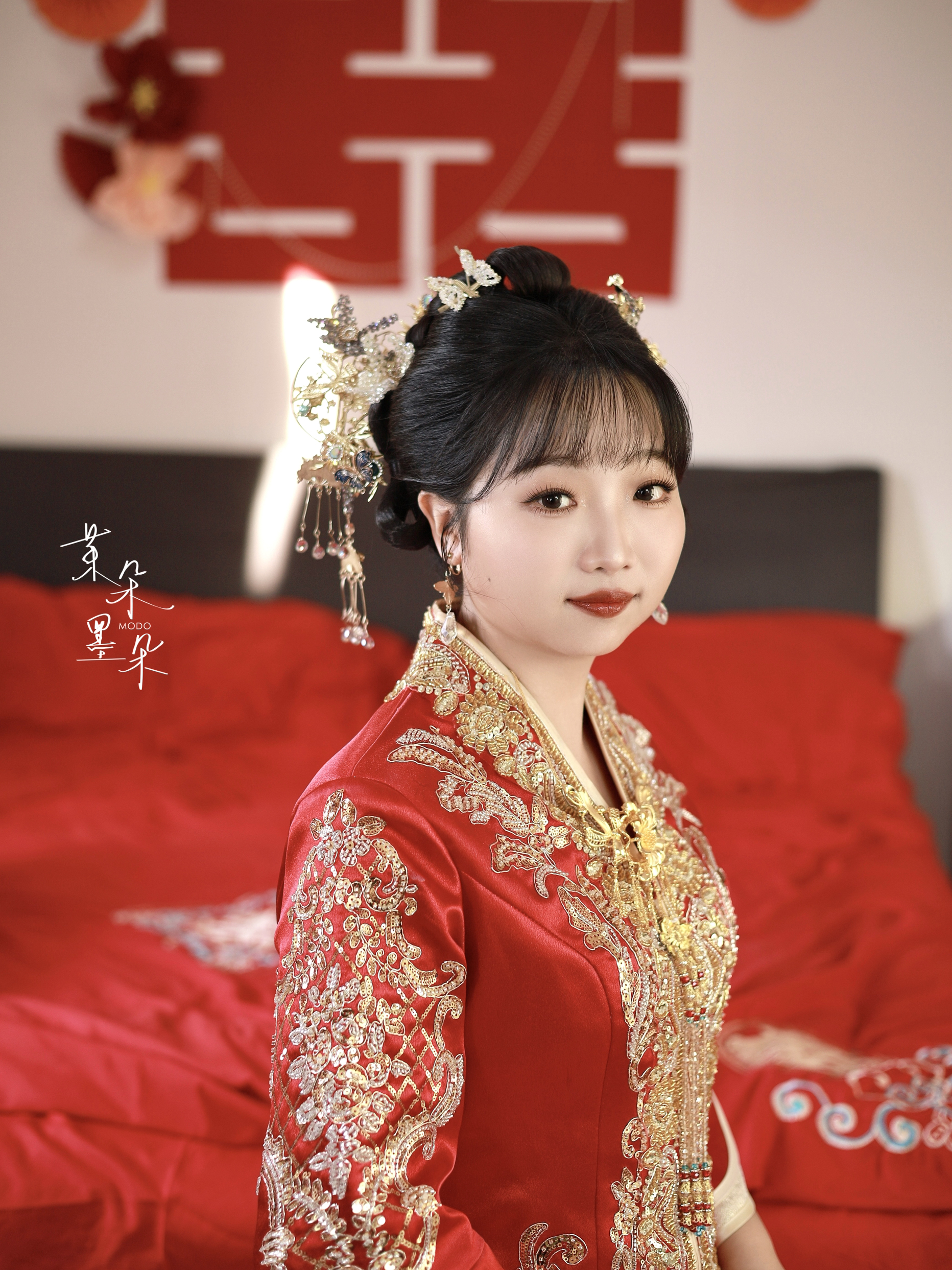 甜美中式秀禾造型