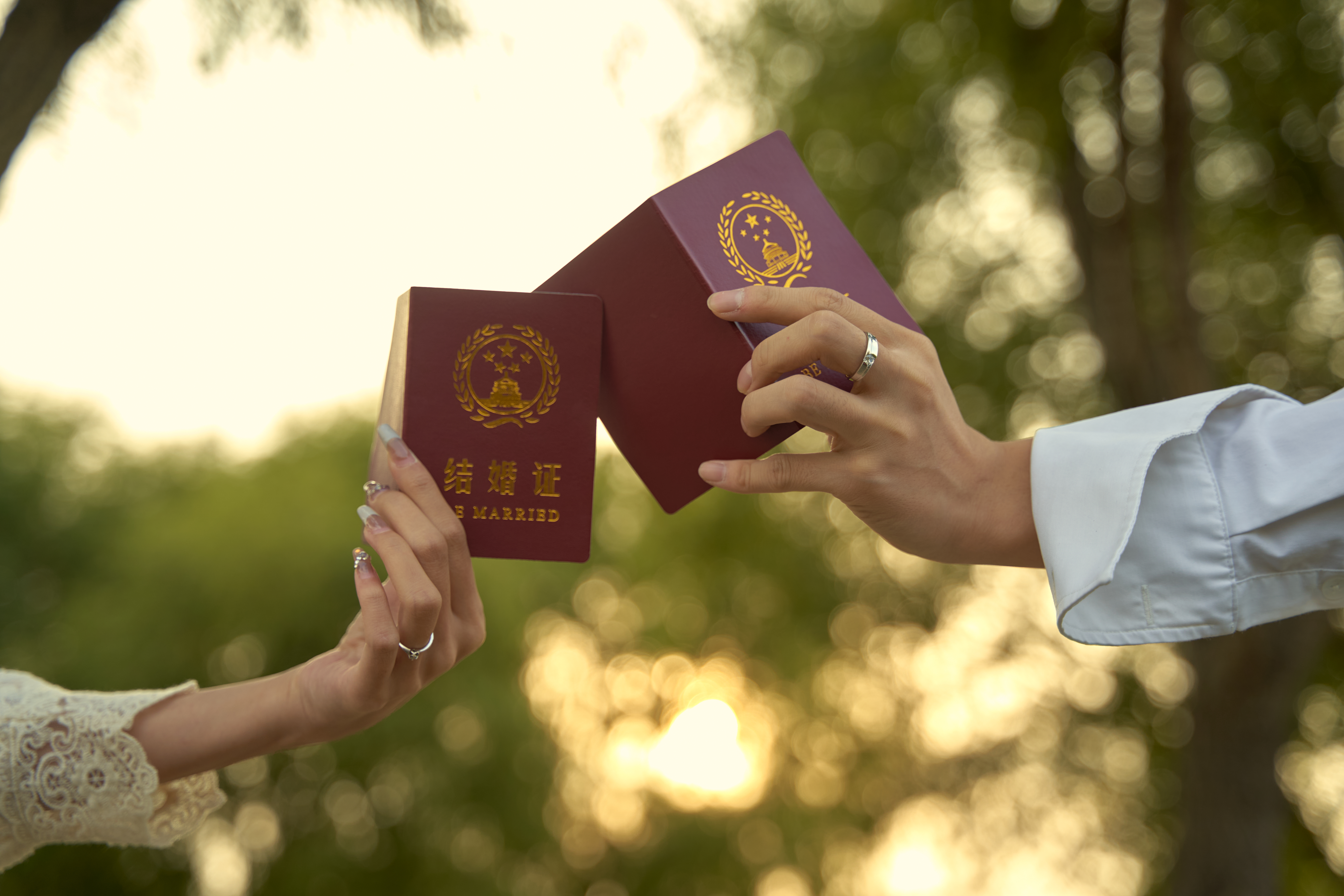 【領(lǐng)證跟拍】結(jié)婚領(lǐng)證跟拍|一對(duì)一服務(wù)|定制化拍攝