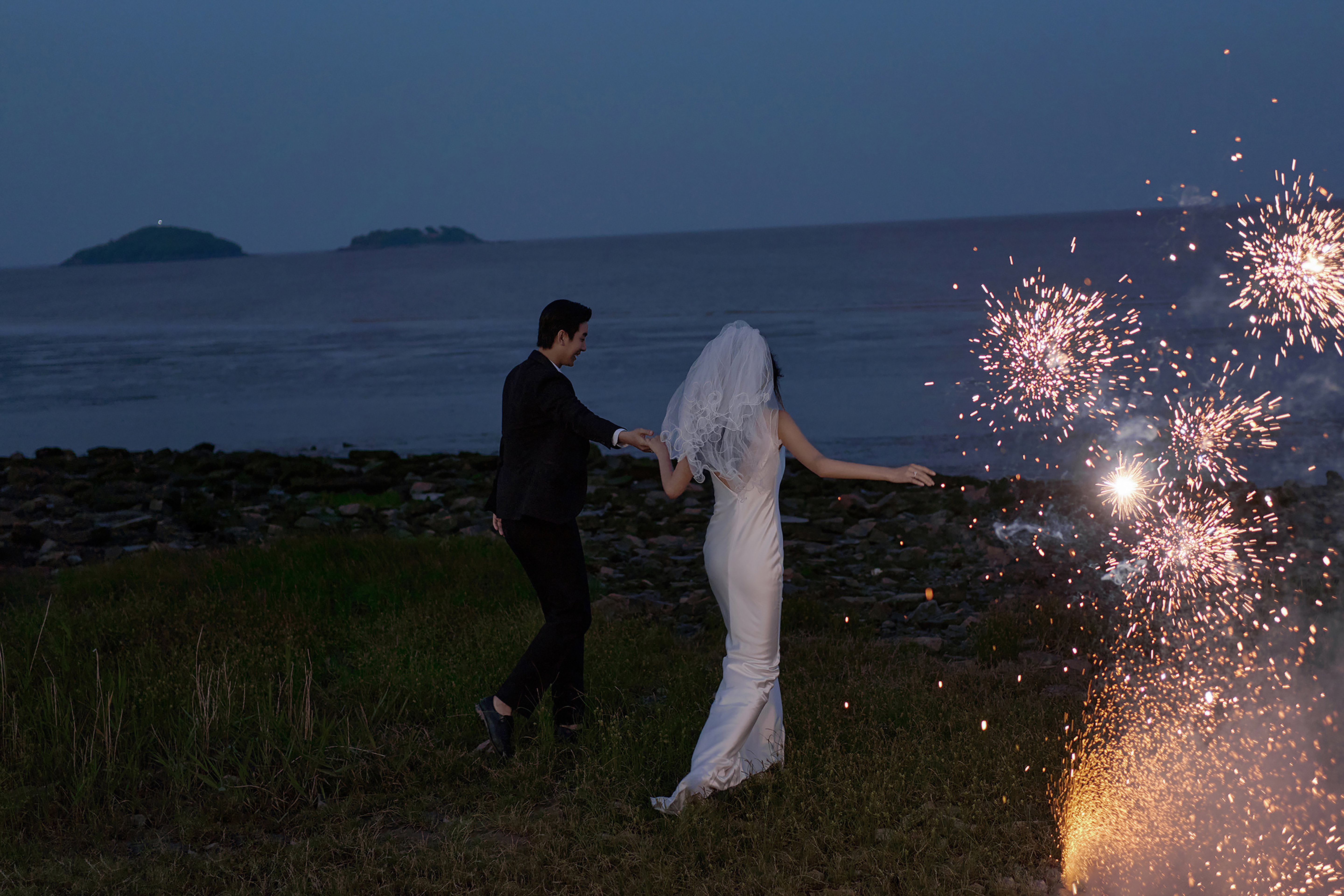 【愛情影像】這就是夕陽婚紗照的正確打開方式！