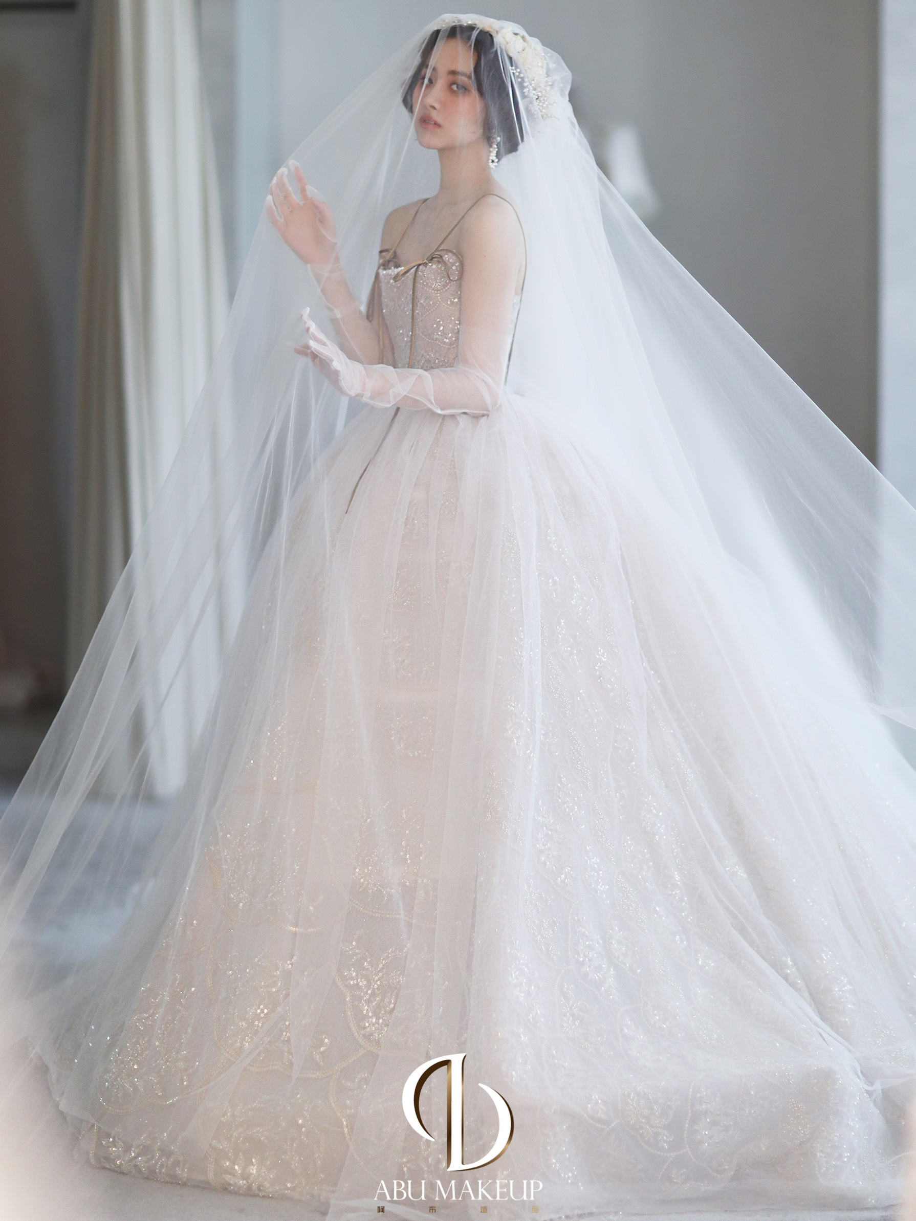 九亿少女的心头爱高定主婚纱