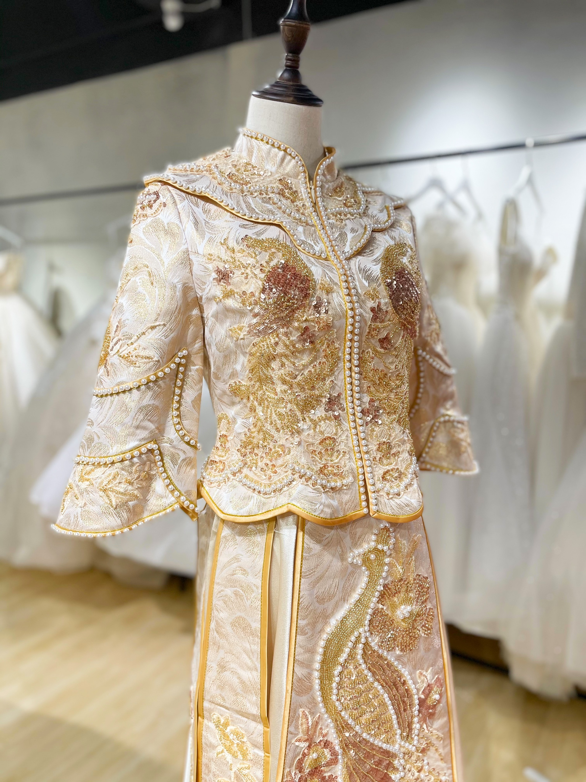 刺绣秀禾大家闺秀