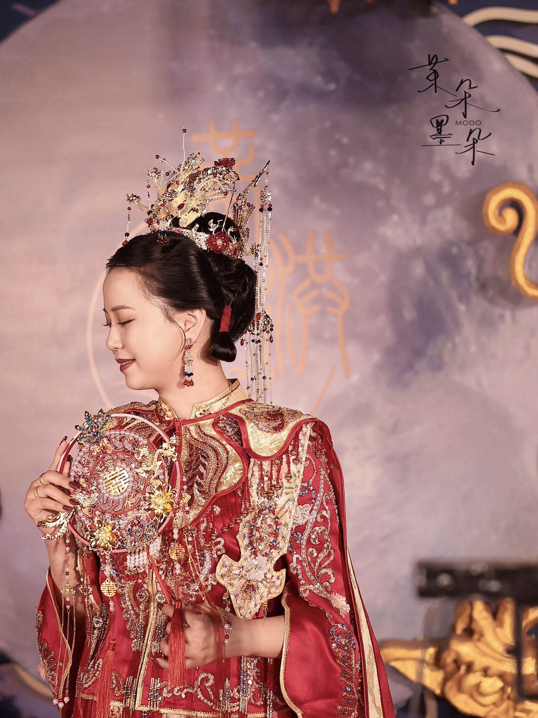 总监化妆师全程跟妆