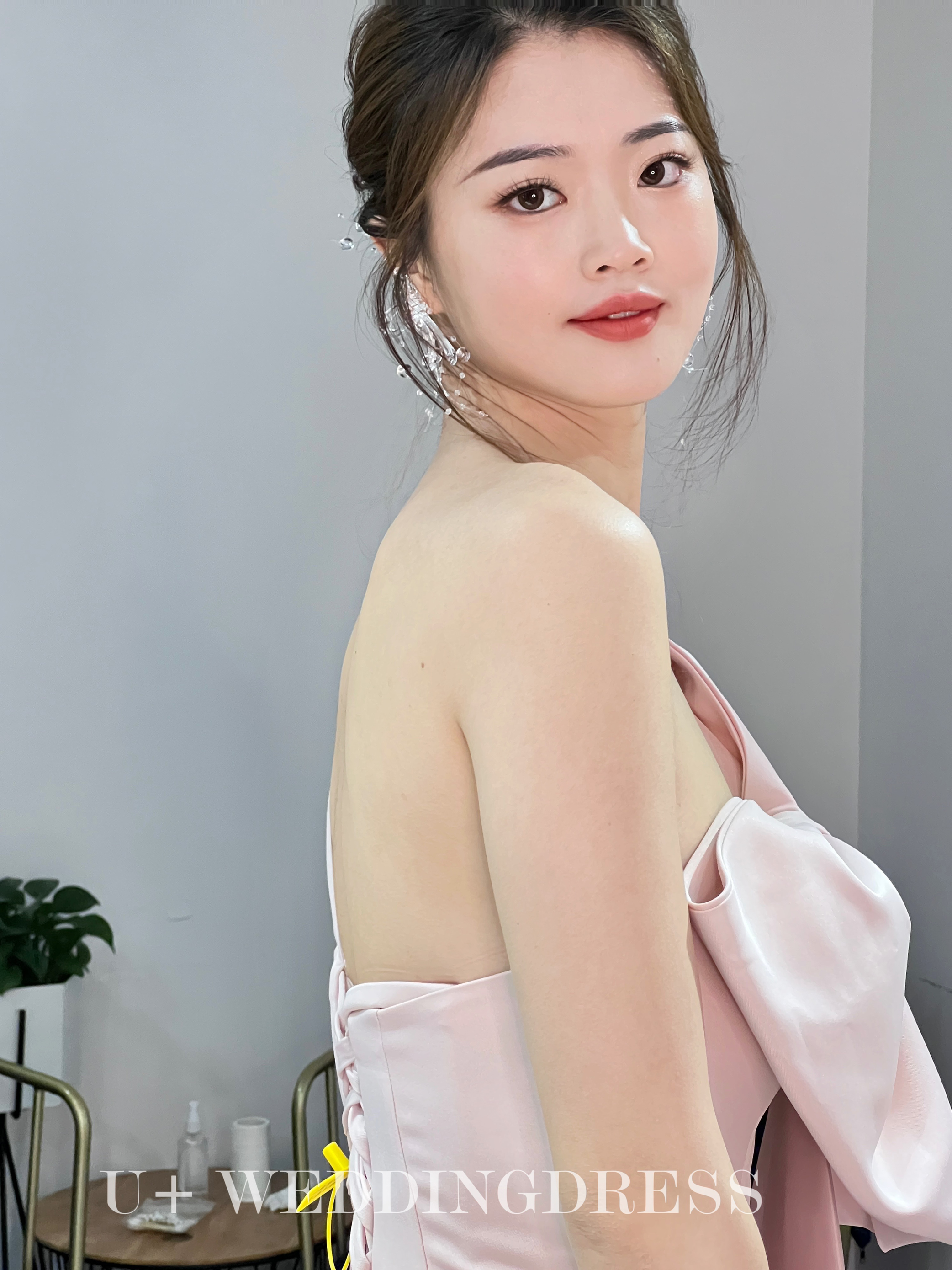 「U+美妆」高级资深化妆师出门妆+妈妈妆（上门）