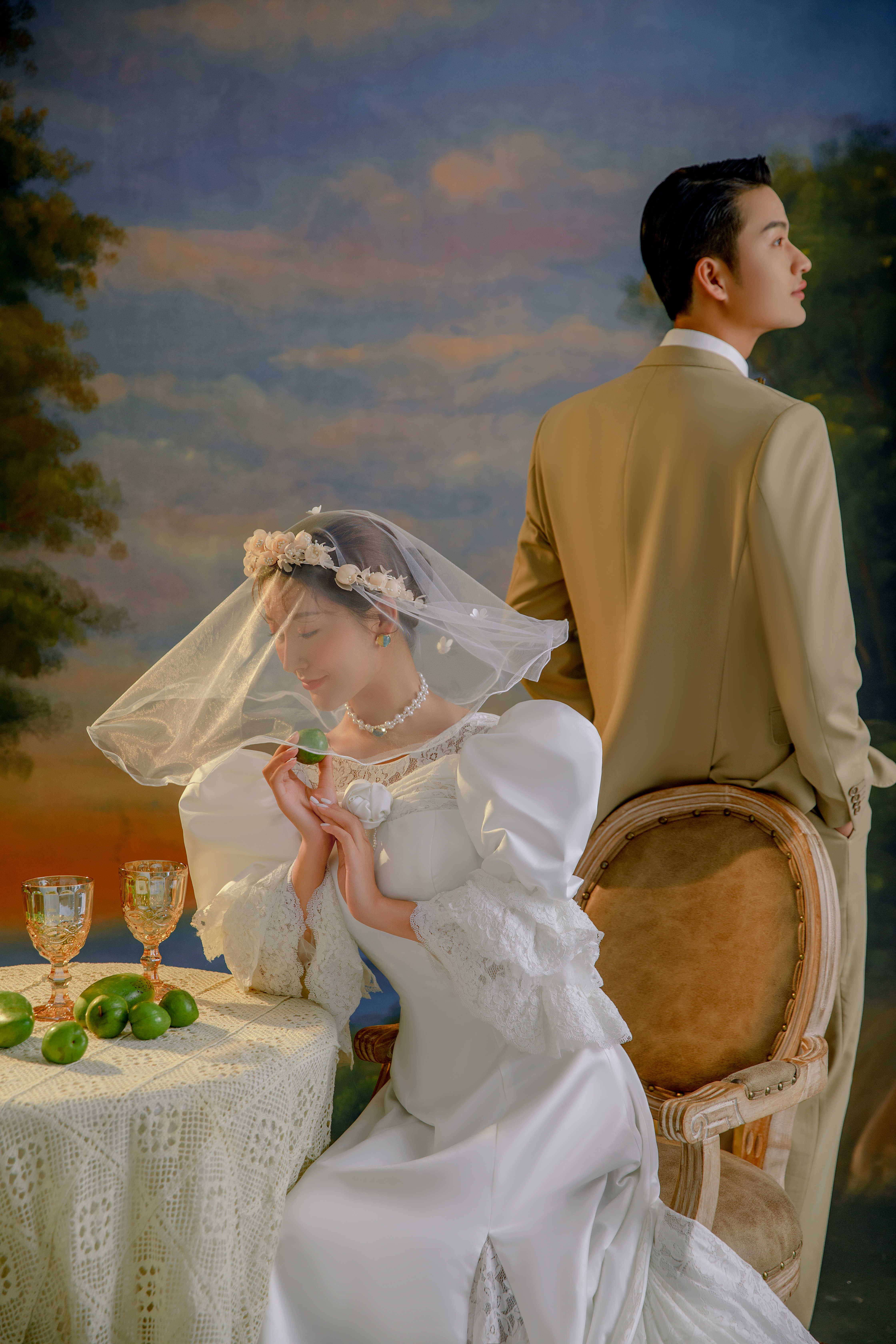 電影感復(fù)古港風(fēng)婚紗照