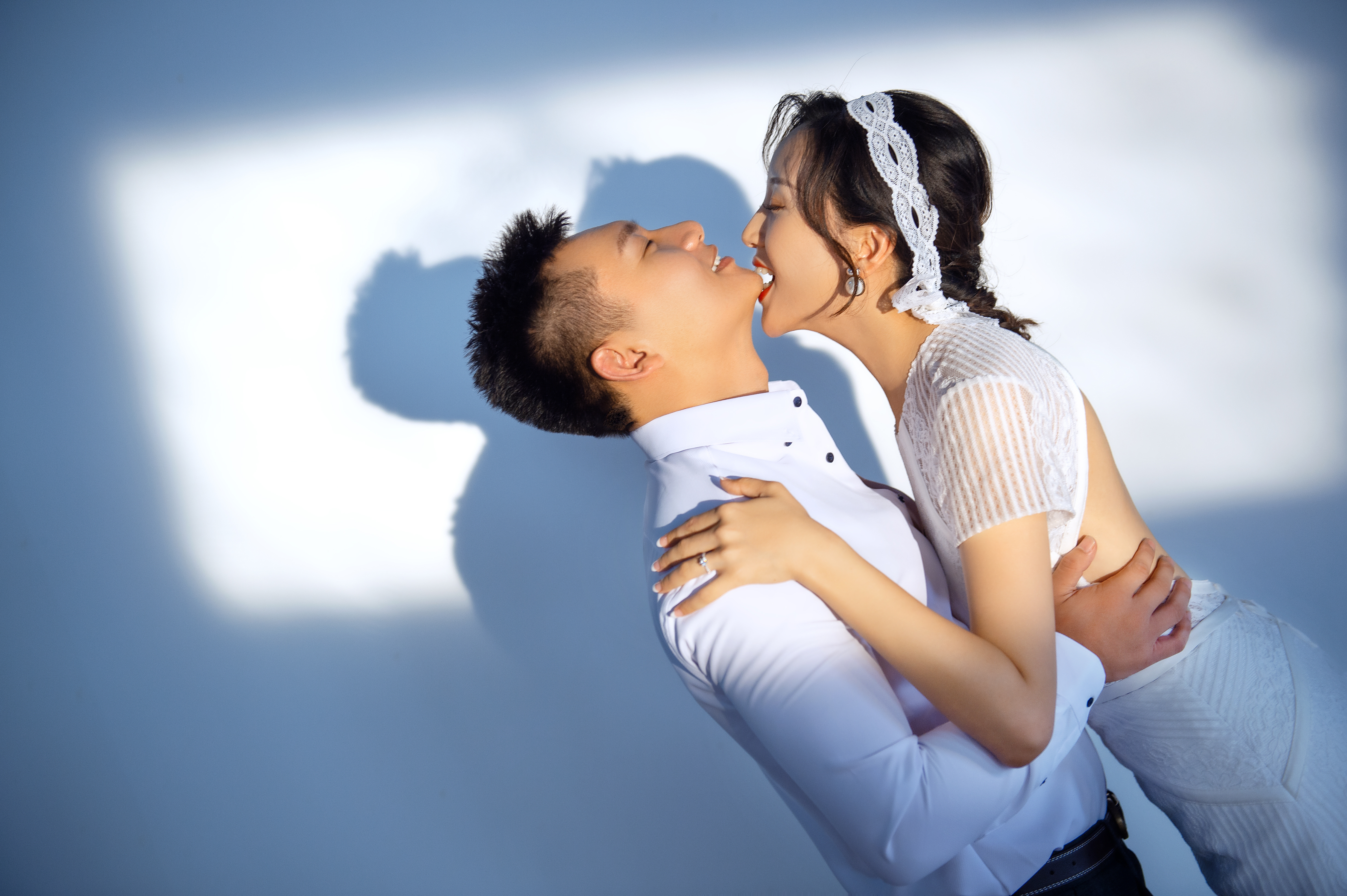 室内高级光影婚纱照
