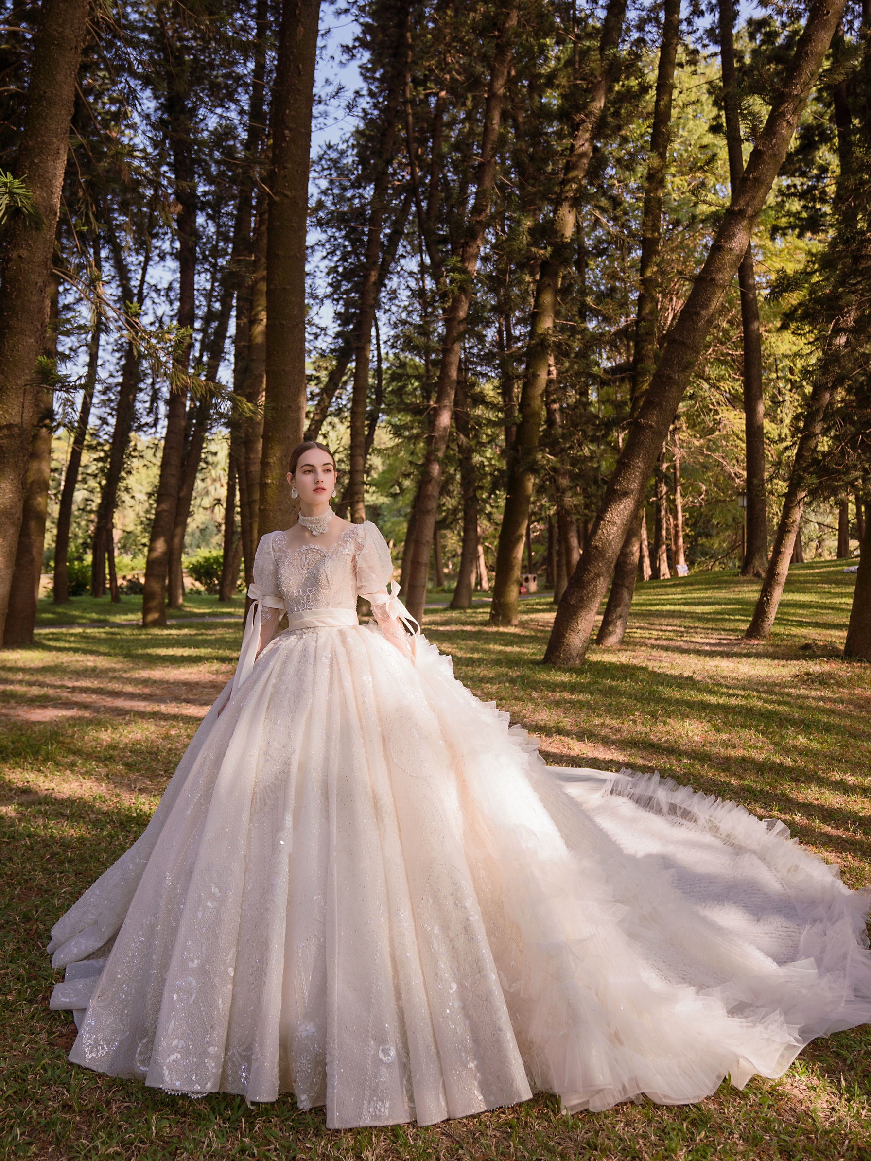 【未末婚纱】精品系列︱精品婚纱8件套