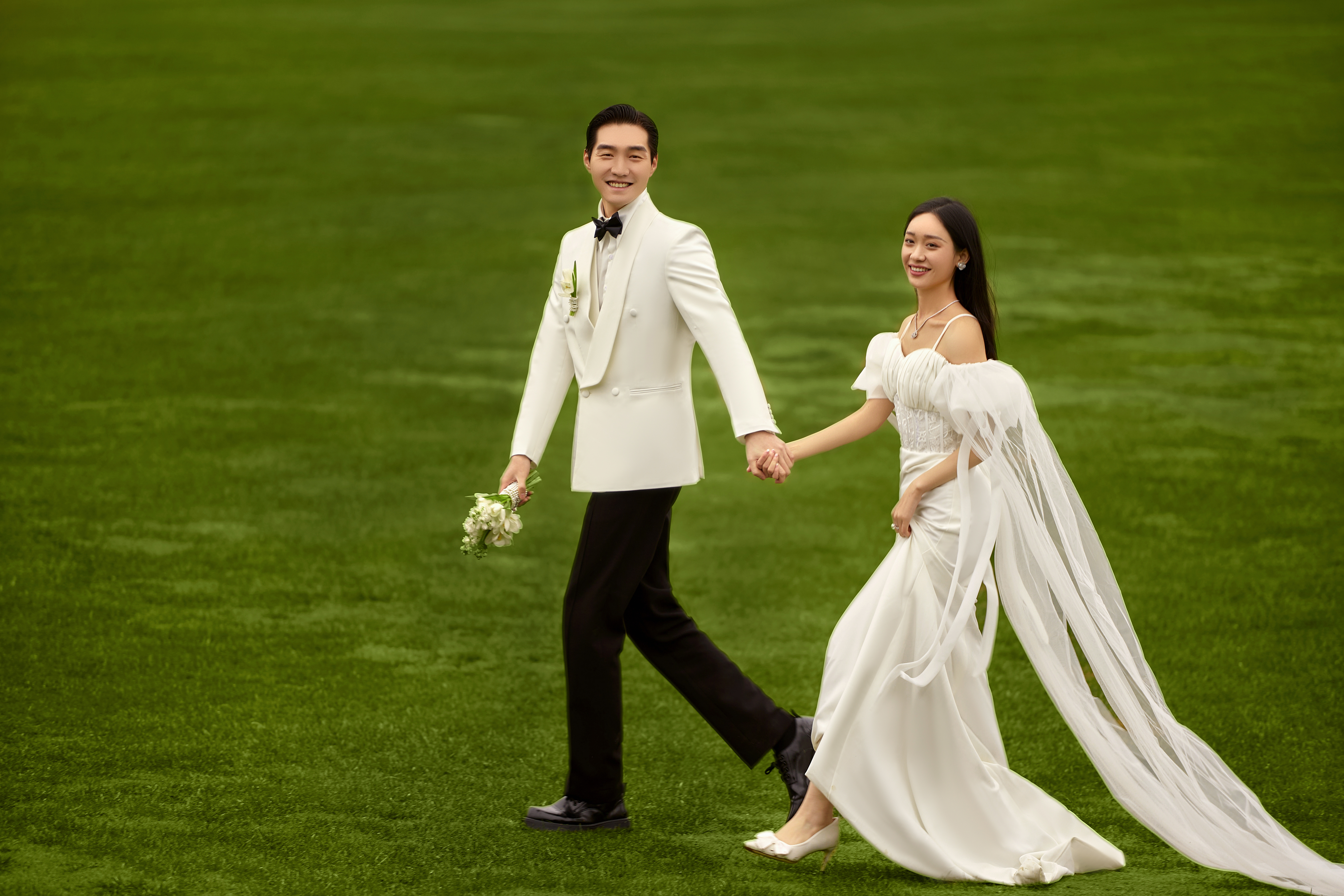 婚紗照檔期預(yù)約 ▏一價(jià)全包
