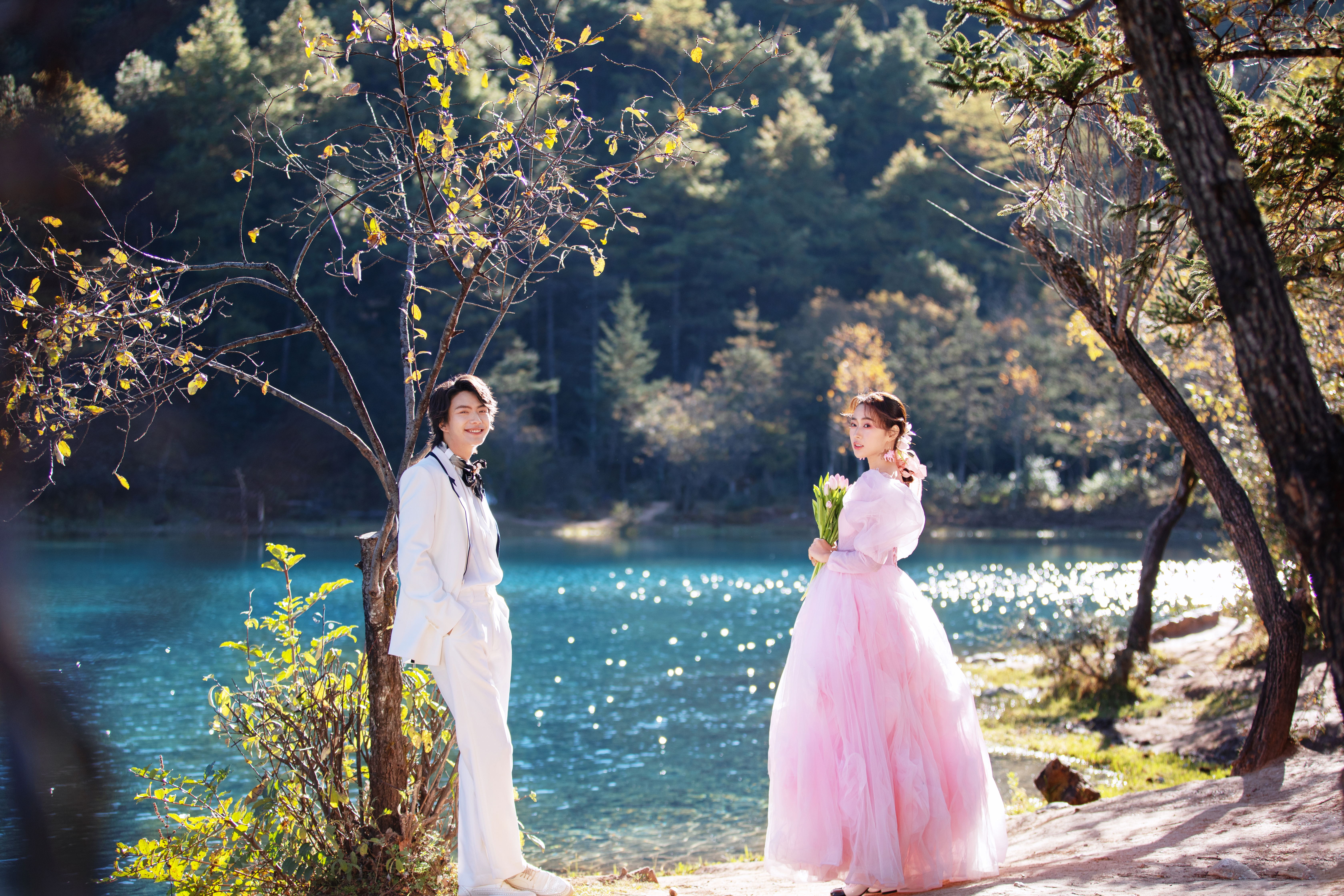 5A蓝月谷+送婚嫁礼包+3天住宿+包邮+一价全包