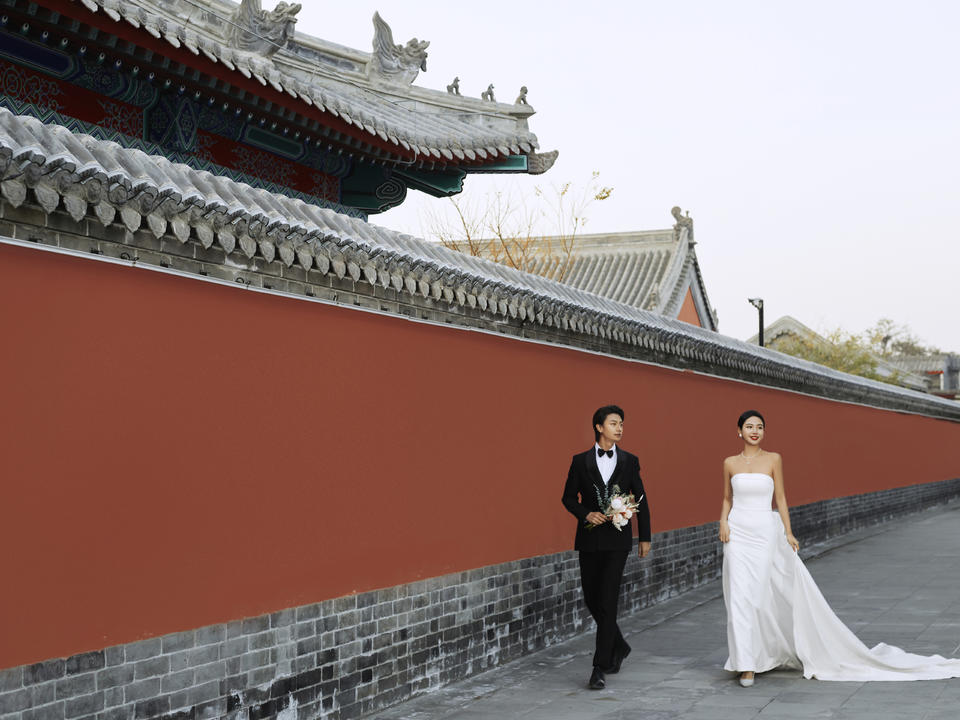 新疆慕尚婚纱摄影-都市驿站城市街拍