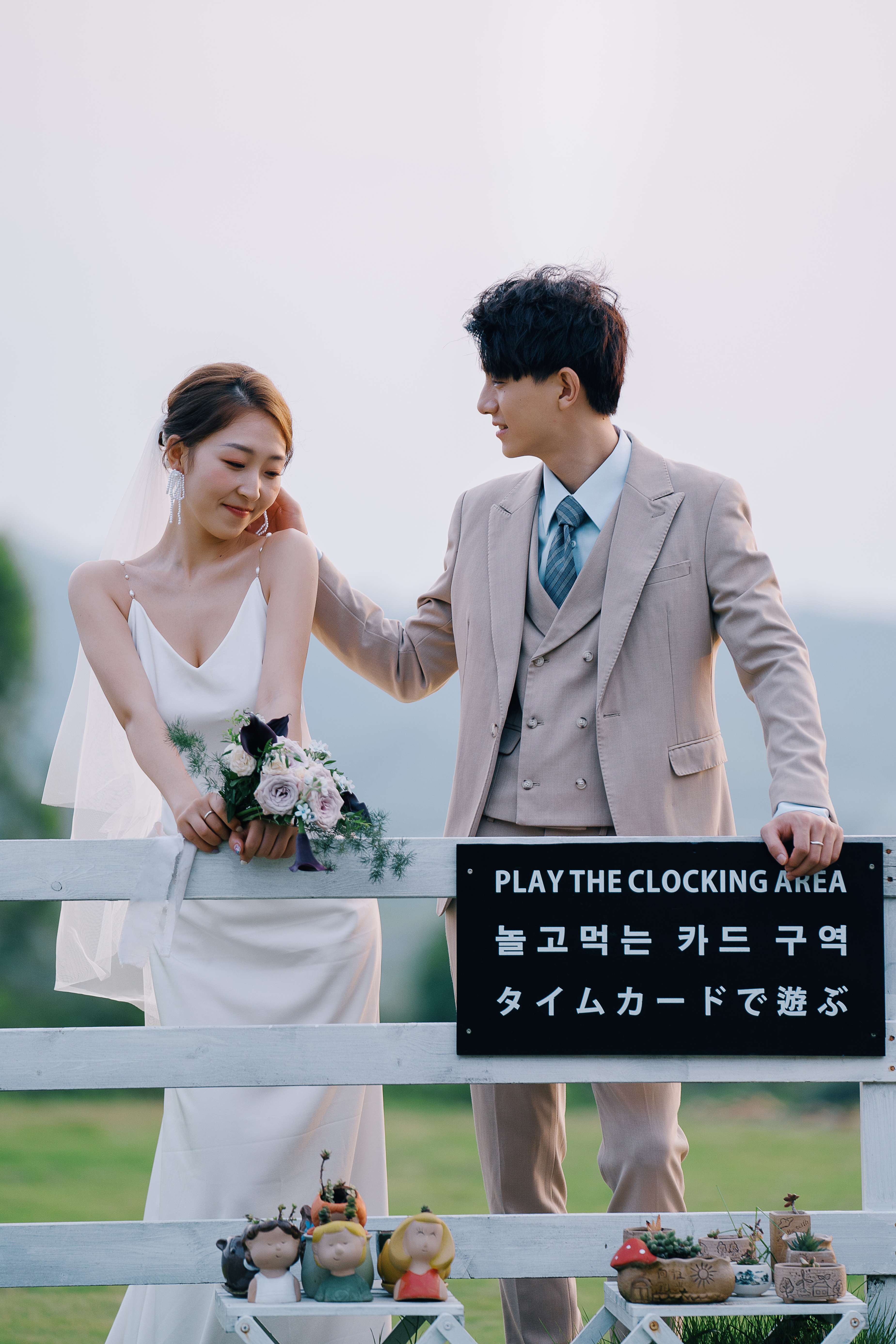 5699—婚纱D—郊区外景2套/内景一套拍摄套系