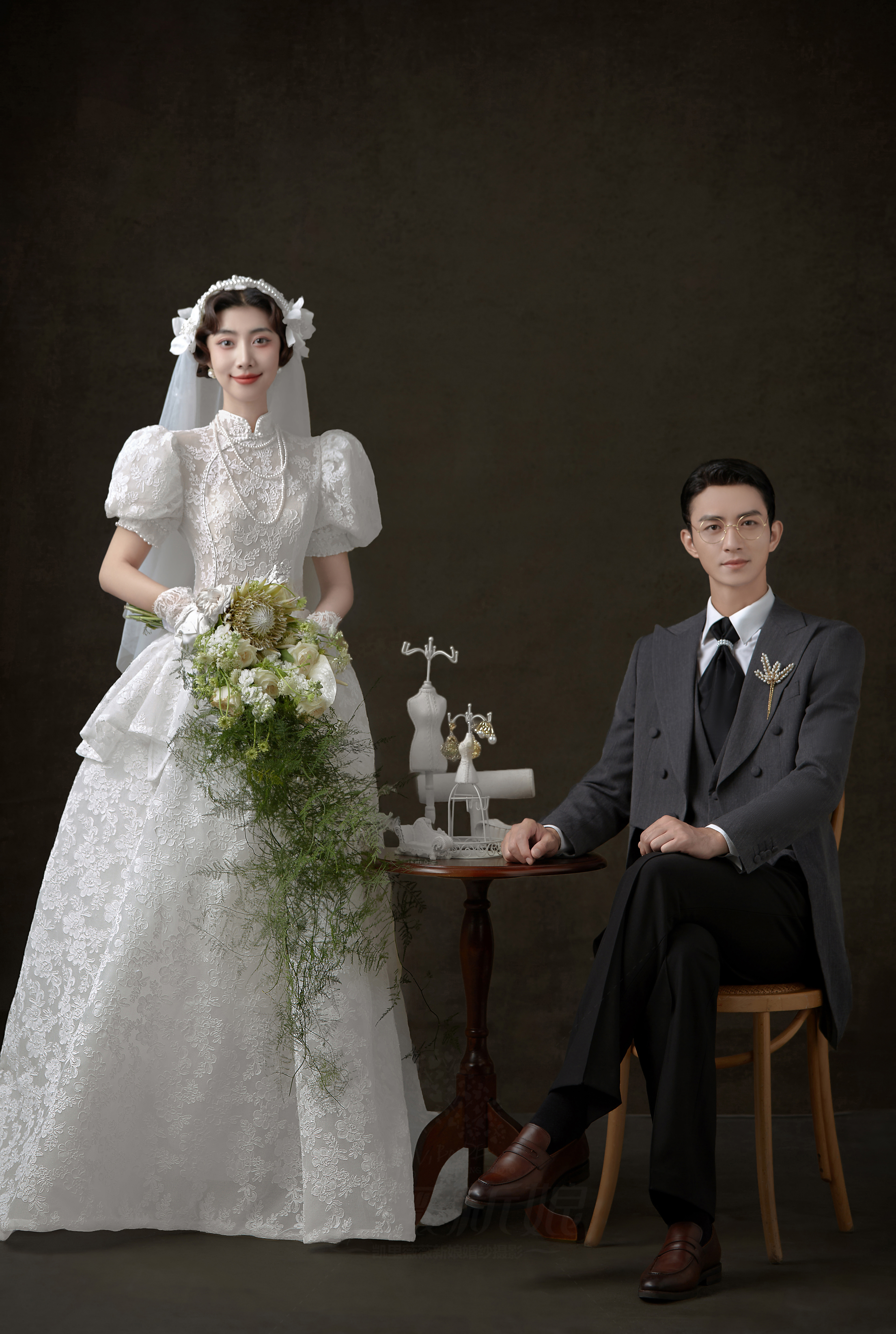 【热门套系】婚纱照一价全包/8服8造