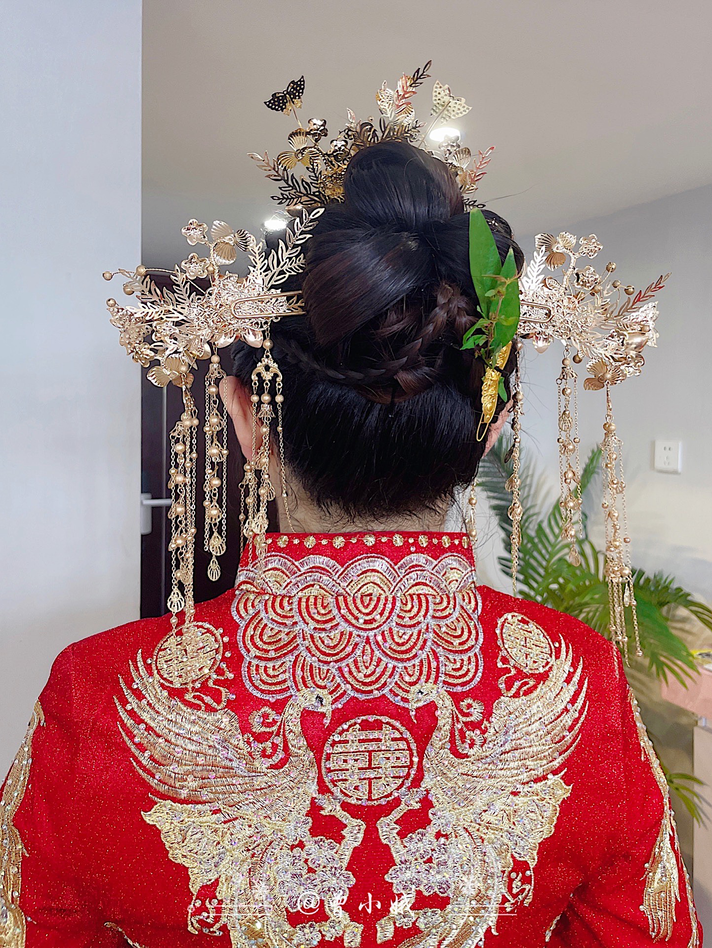 翘首盼君来. 待嫁新娘