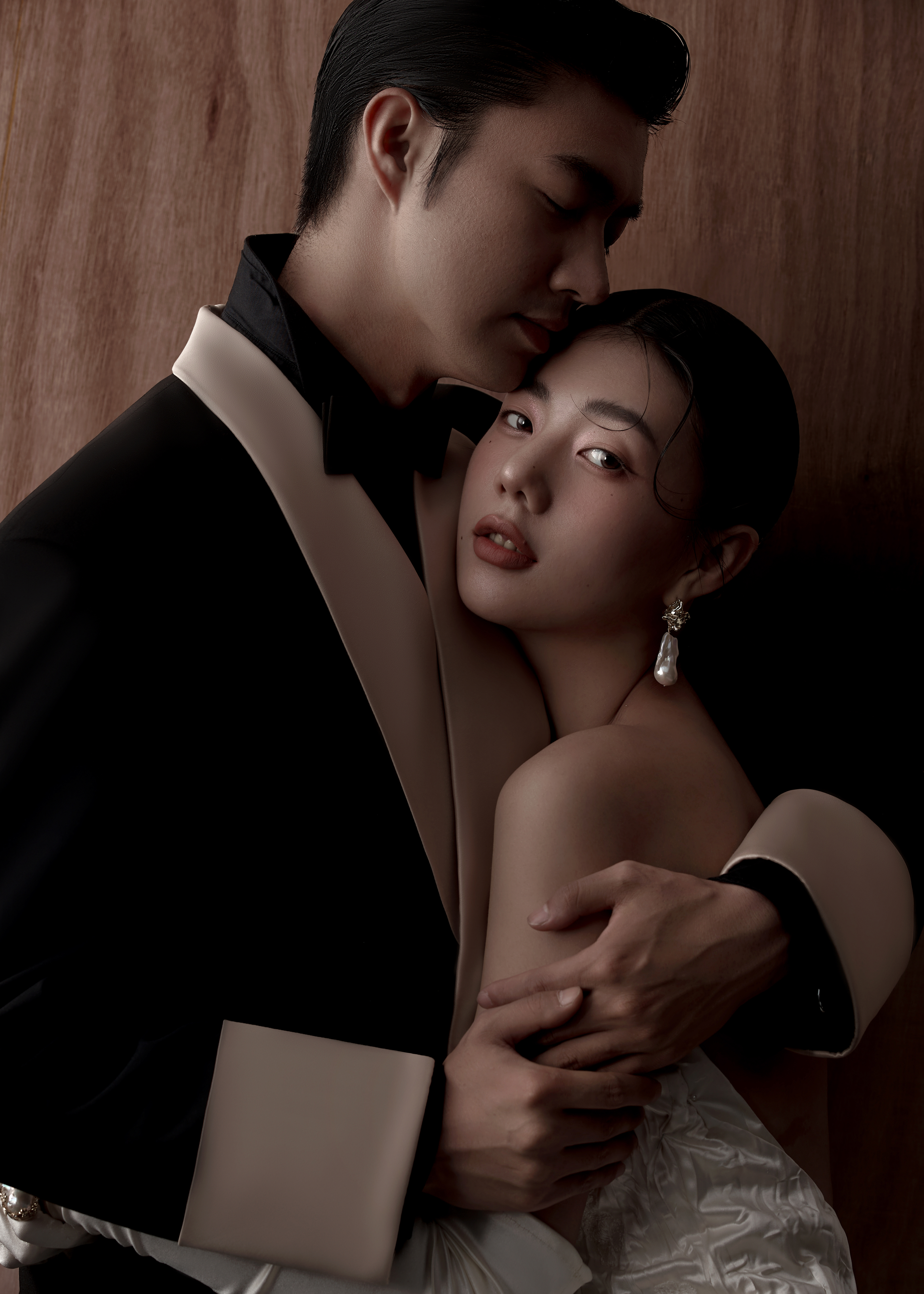 【一價(jià)全包】婚紗照+跟妝+婚紗禮服