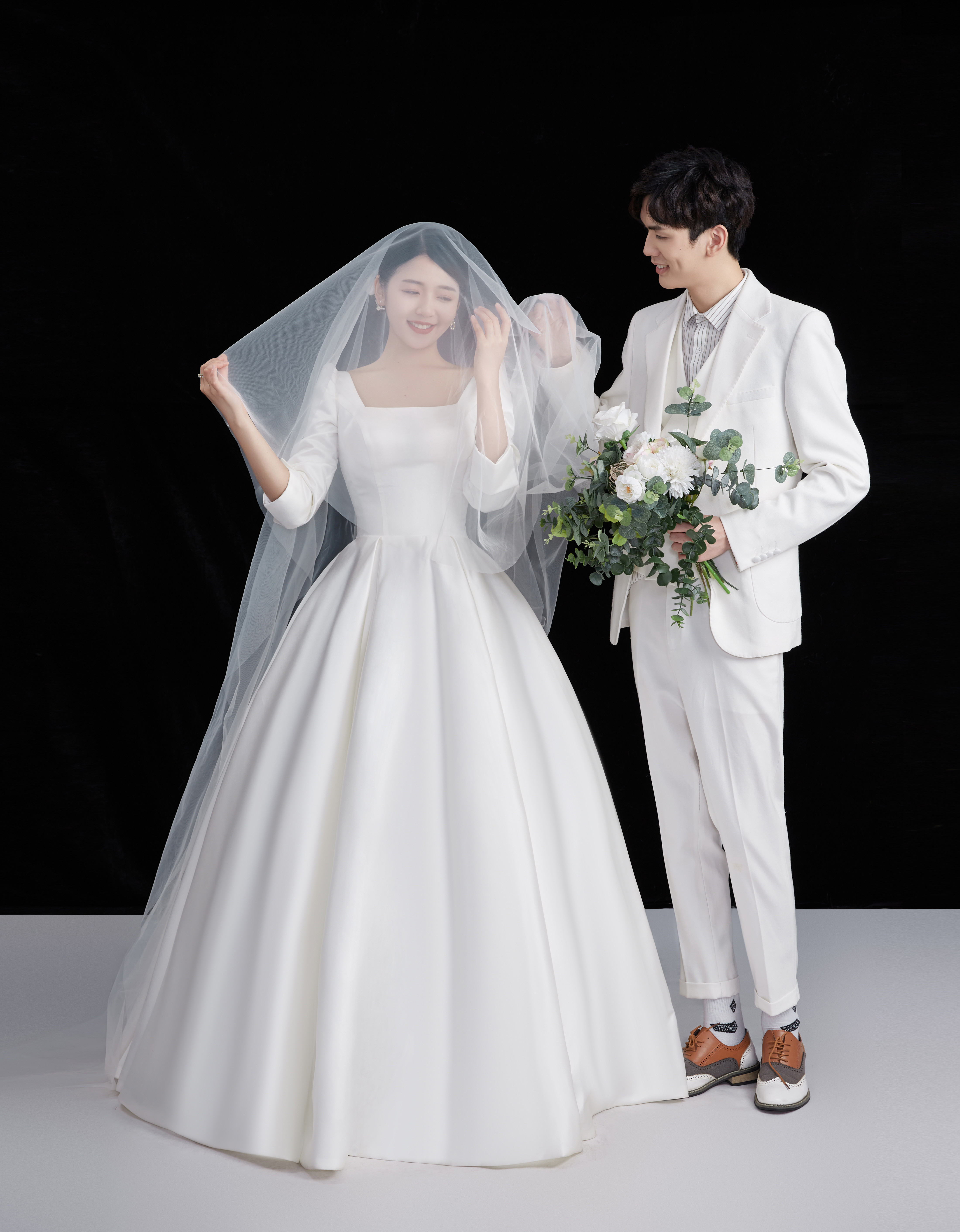 【特惠套系】2套室内婚纱拍摄
