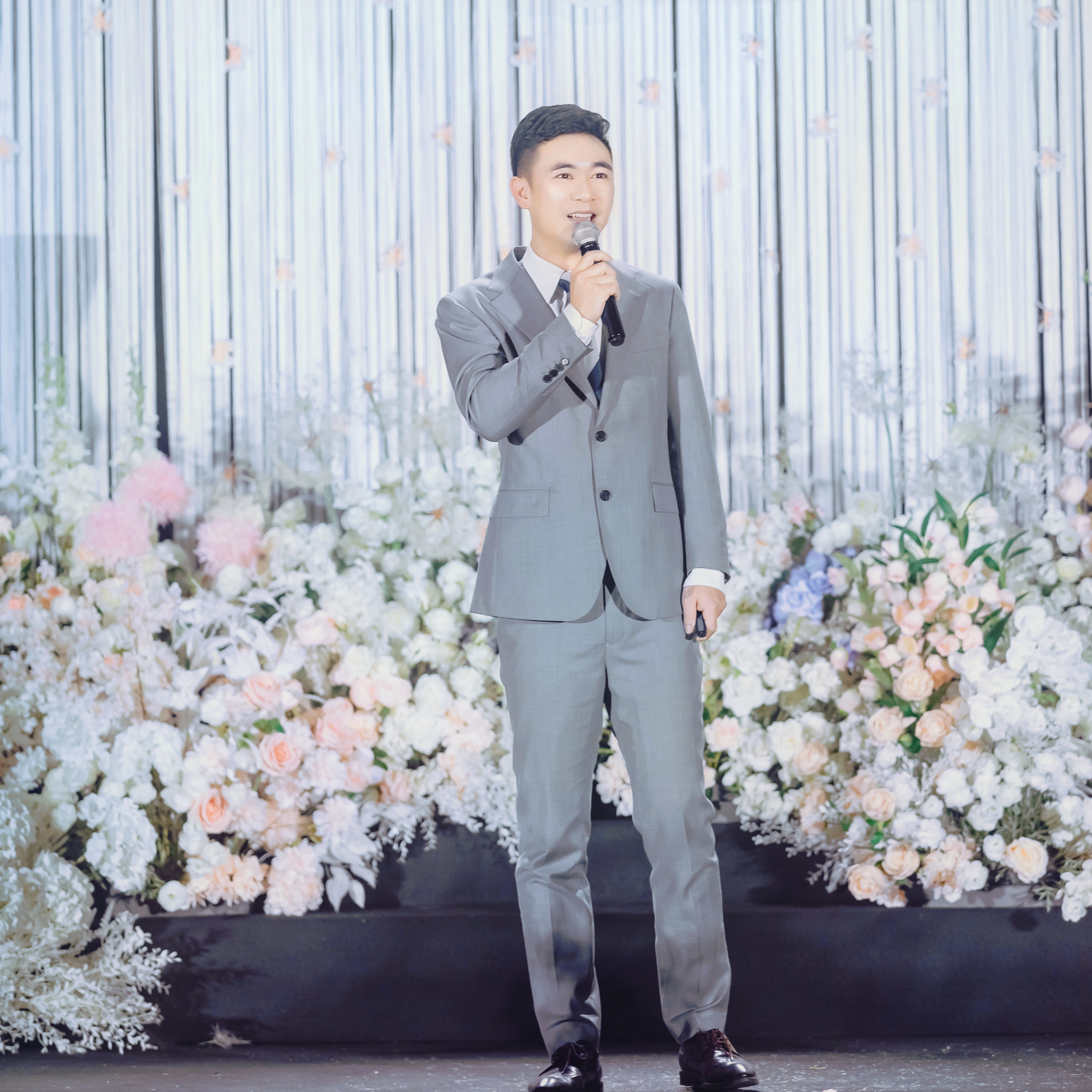 益阳婚礼主持人袁佳奇