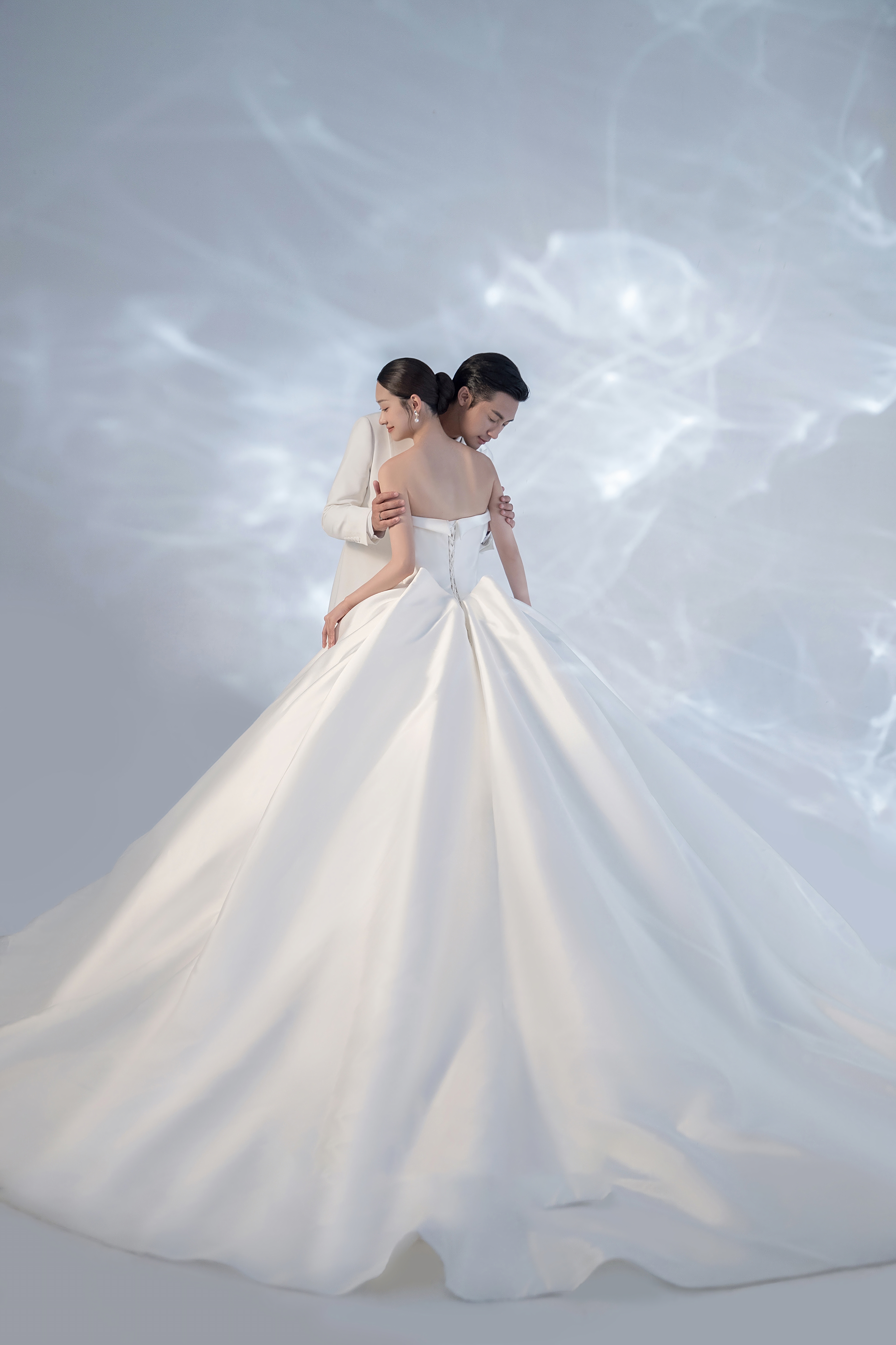 初玖婚纱摄影美学馆——精品套系