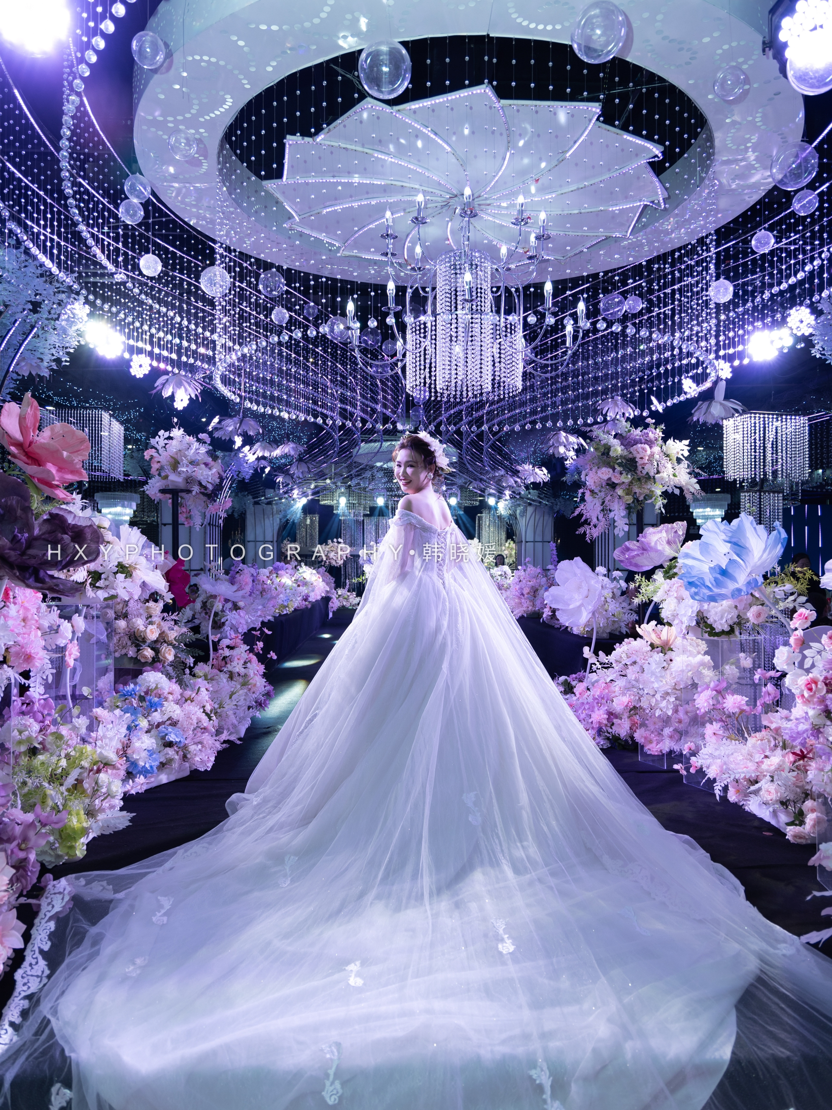 创始人摄影师单机位婚礼套餐