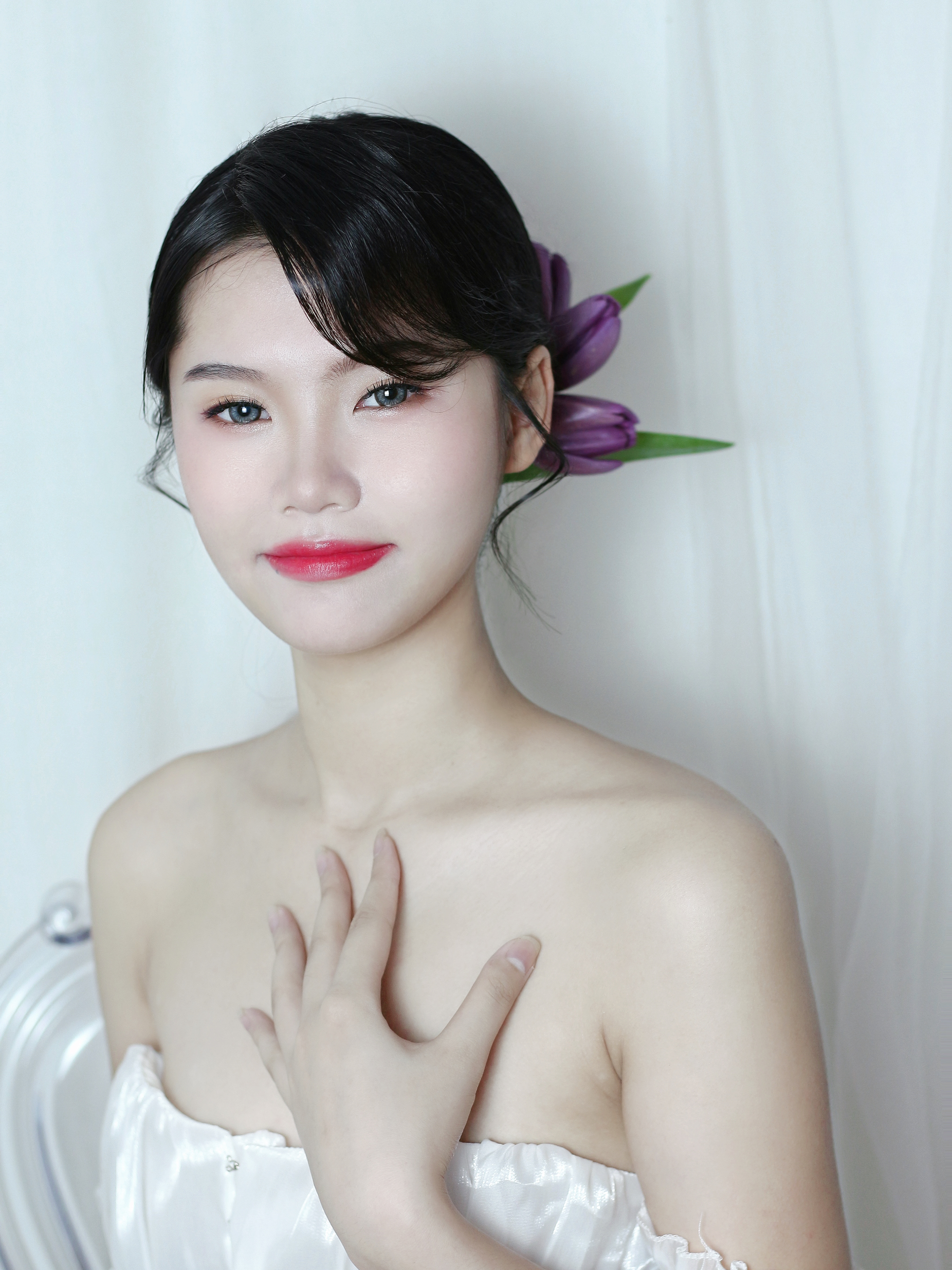 高级优雅简约新娘造型3妆3造全天新娘跟妆+妈咪伴