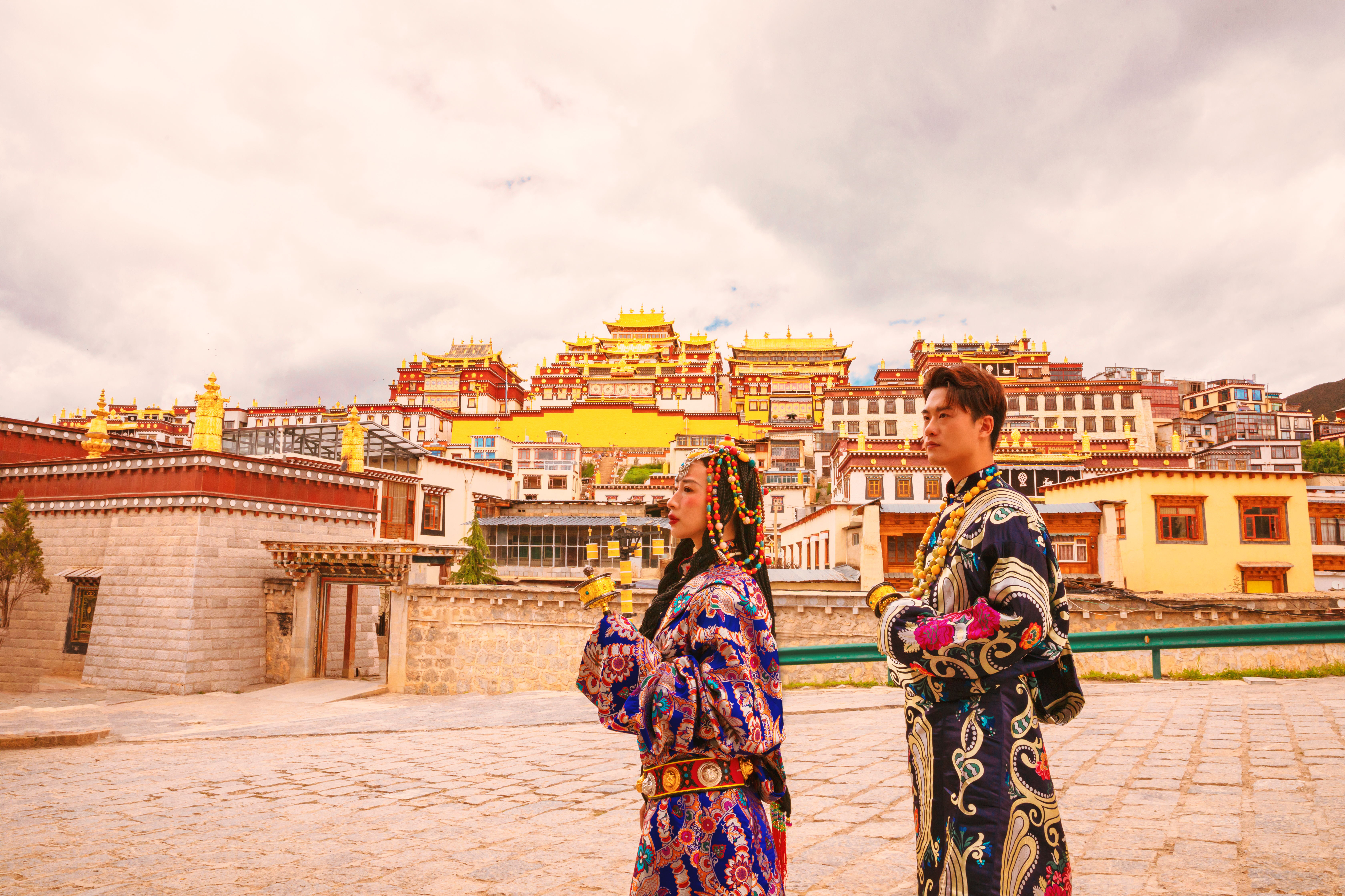 【香格里拉】网红套餐 全程总监一对一服务