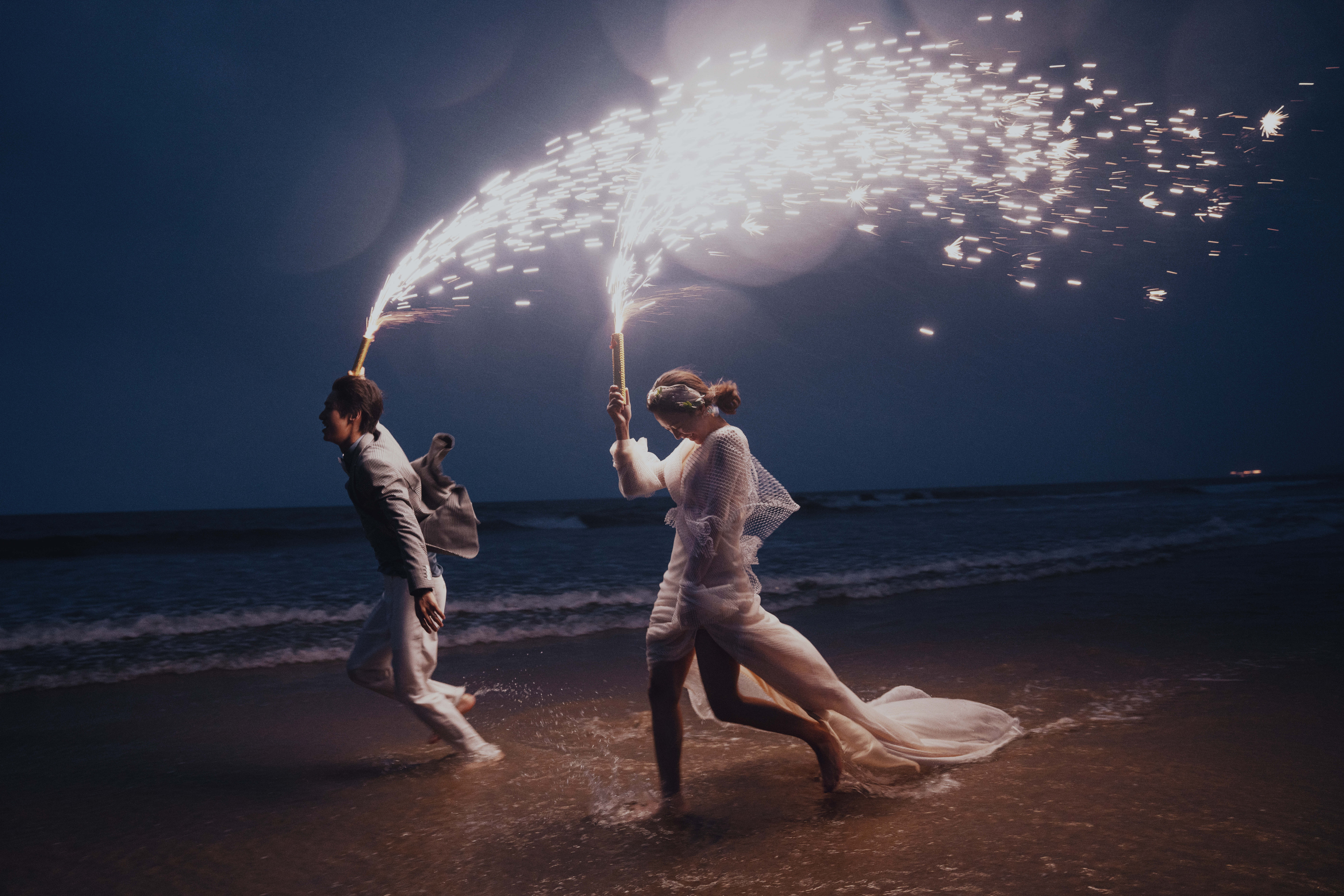 3999婚照拍摄（服装+造型+底片全送）