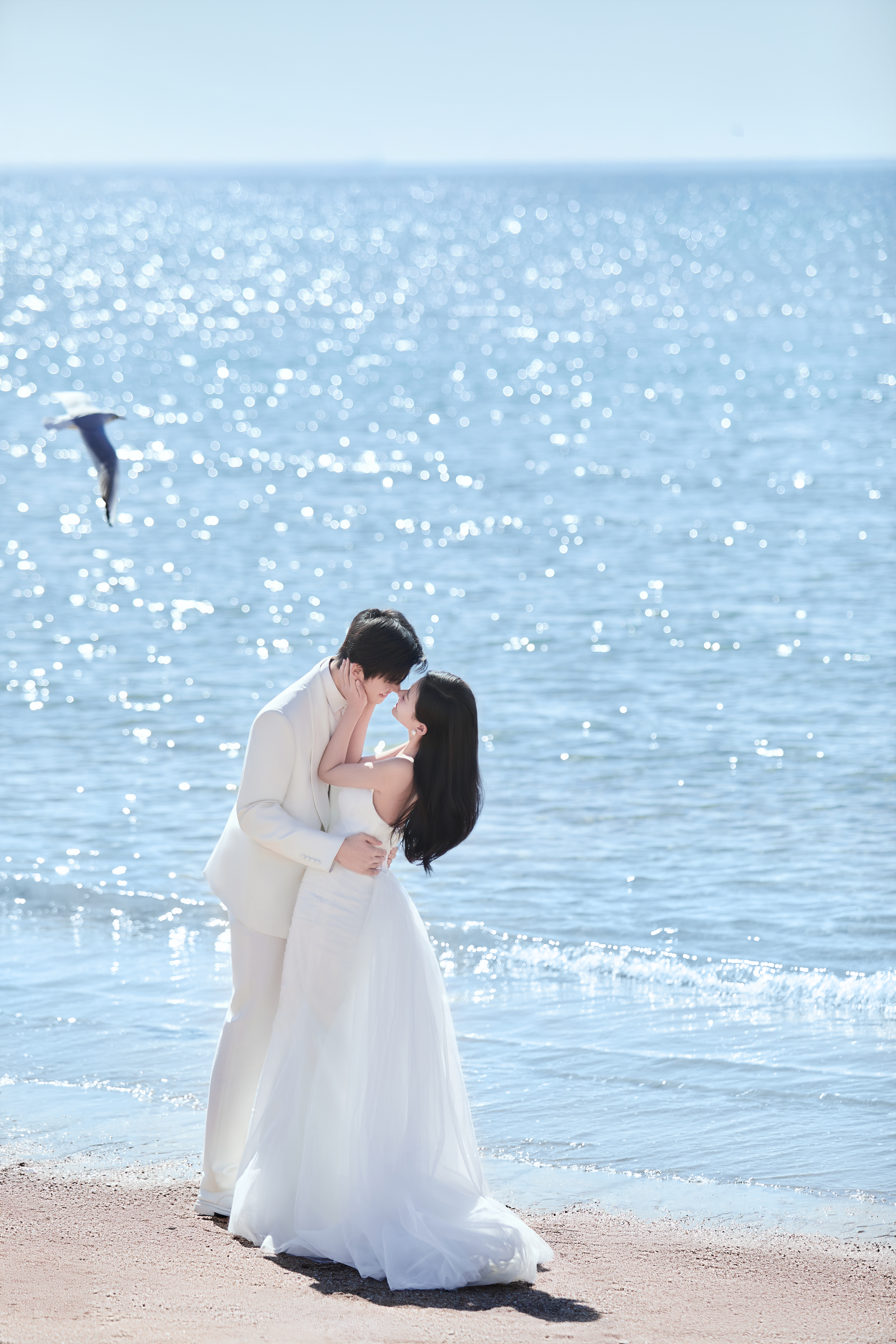 青島10服+10造一對(duì)一高定拍攝