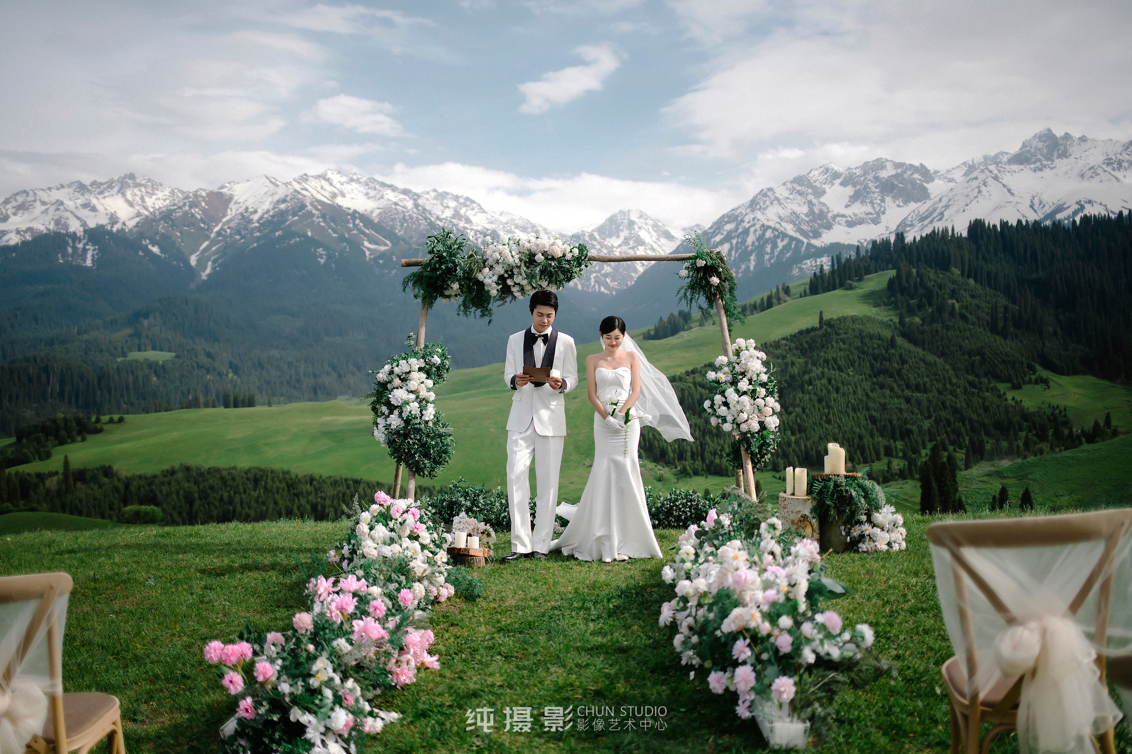 【恰西目的地婚礼】森林丨草原丨雪山丨婚前影像