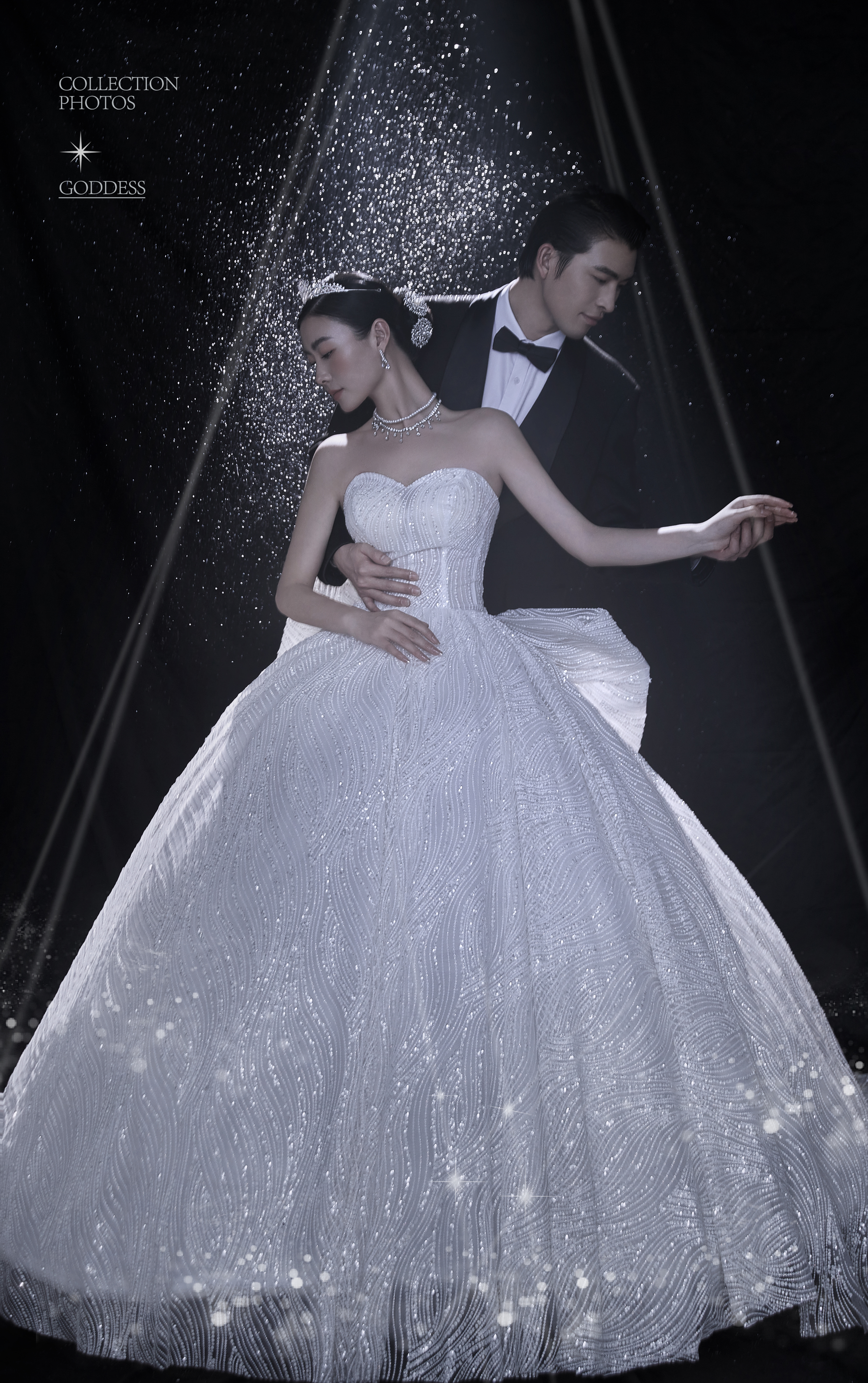 开年特惠婚纱照+结婚当天一价全包