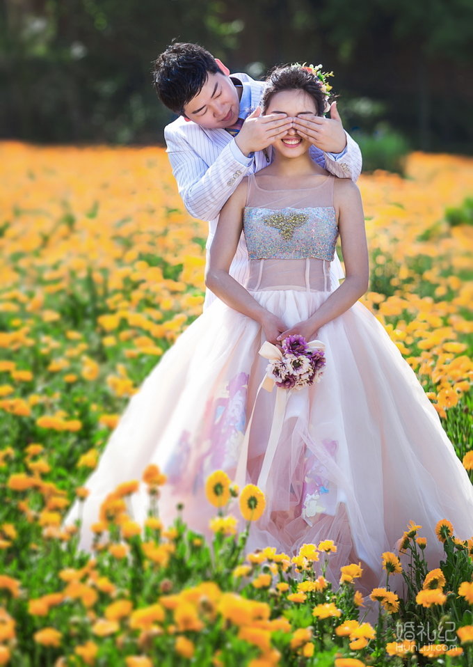 （客片）花海中，爱的语言