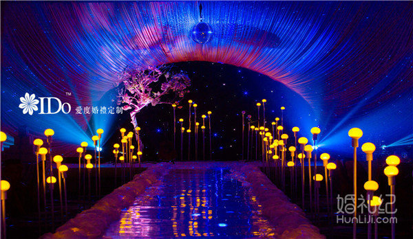 温馨浪漫粉红色西式主题婚礼“天鹅梦”