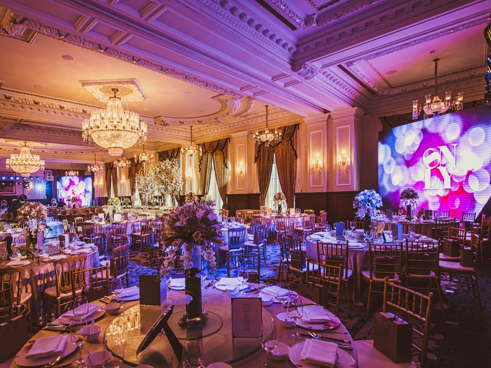 《ONLY》上海华尔道夫酒店