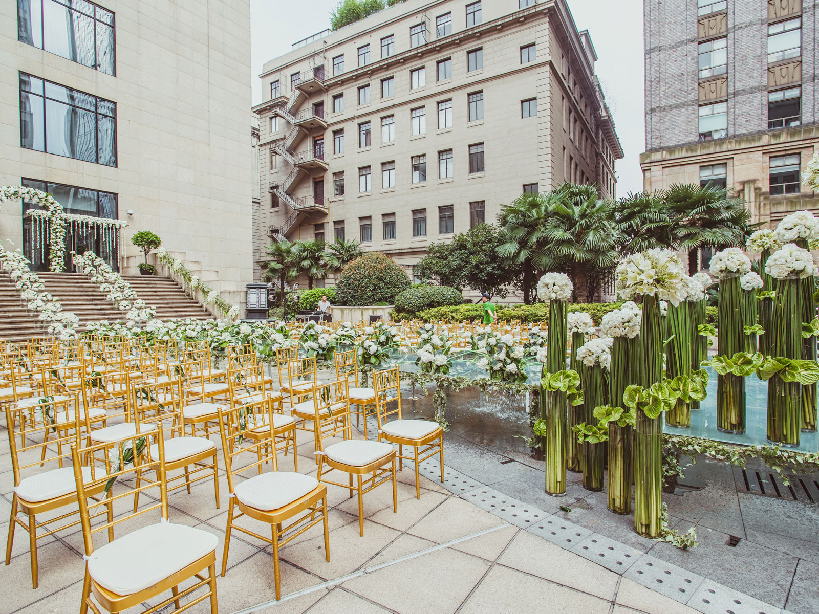 《ONLY》上海华尔道夫酒店