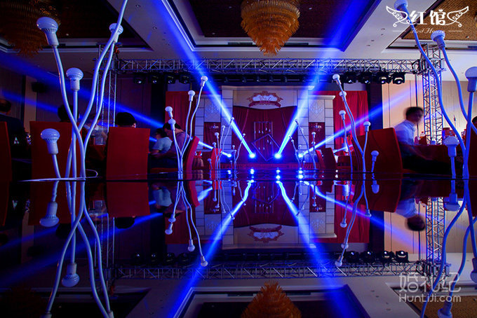 【欧亚红色】玫色倾城