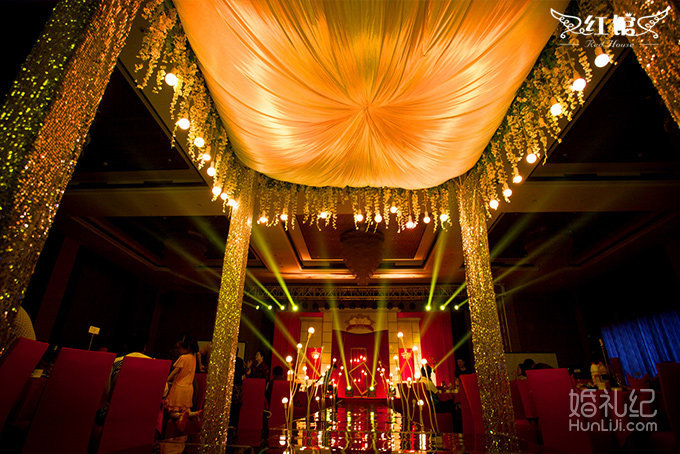 【欧亚红色】玫色倾城