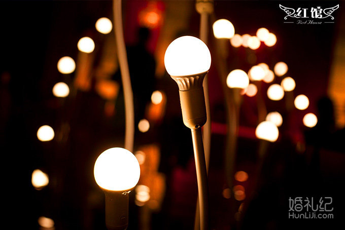 【欧亚红色】玫色倾城