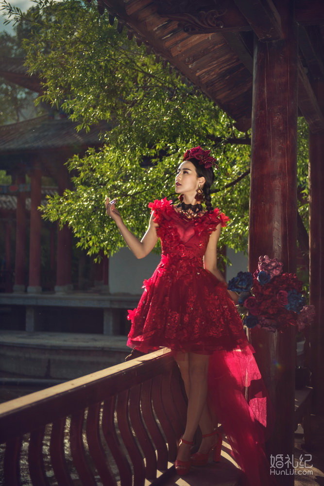 梦倚阑珊-丽江【V2视觉婚纱摄影】